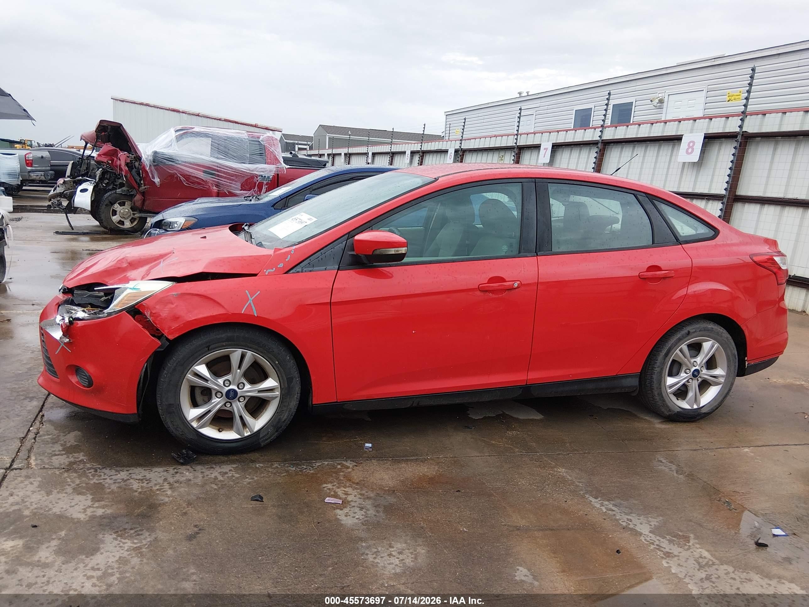 2013 Ford Focus Se Red vin: 1FADP3F2XDL334036