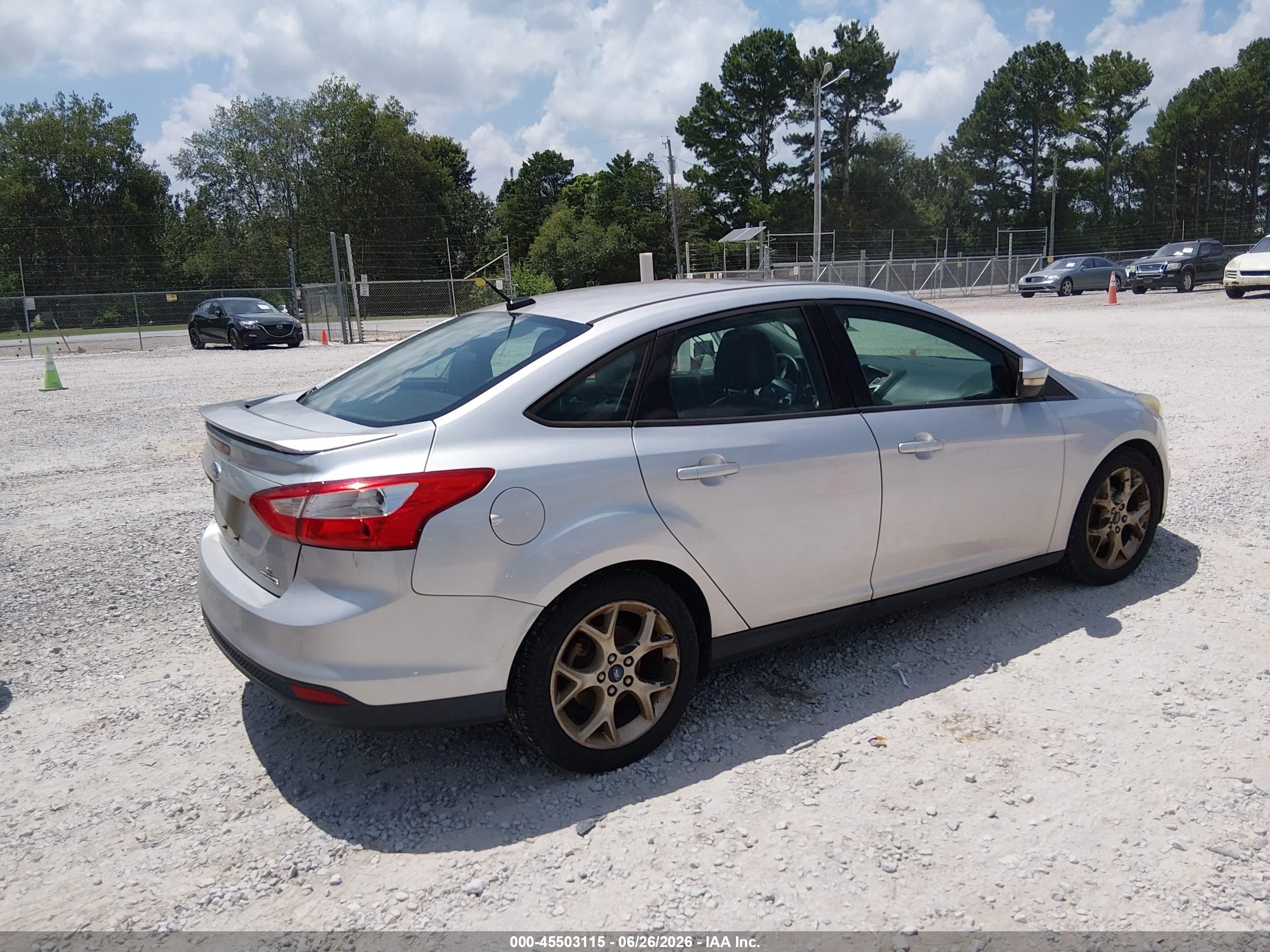 2013 Ford Focus Se Silver vin: 1FADP3F2XDL354688