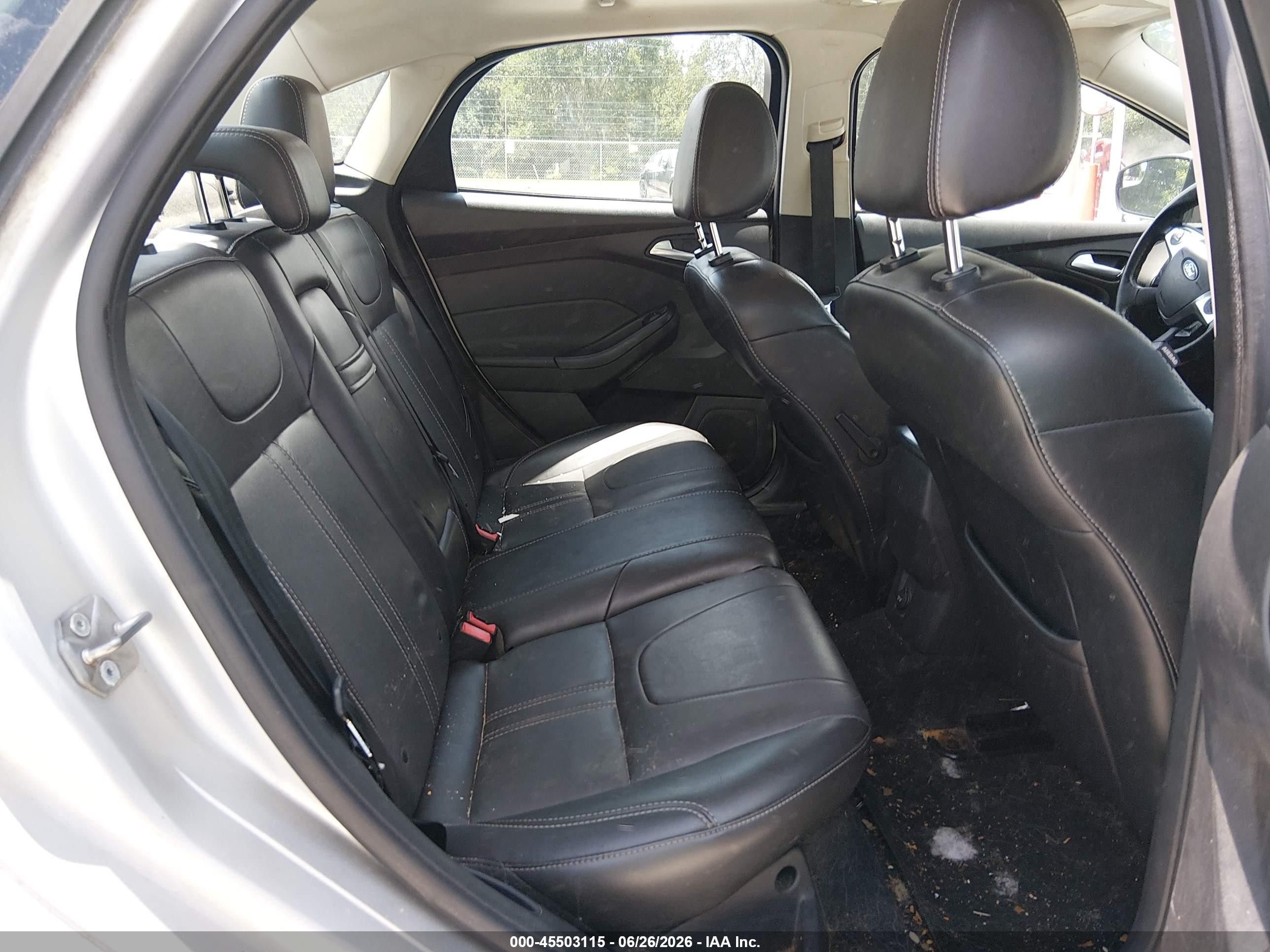 2013 Ford Focus Se Silver vin: 1FADP3F2XDL354688