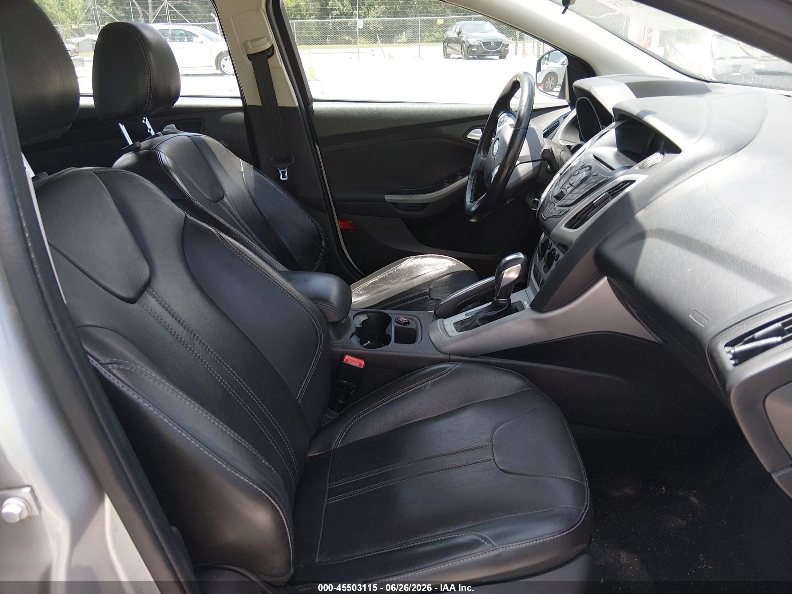 2013 Ford Focus Se Silver vin: 1FADP3F2XDL354688