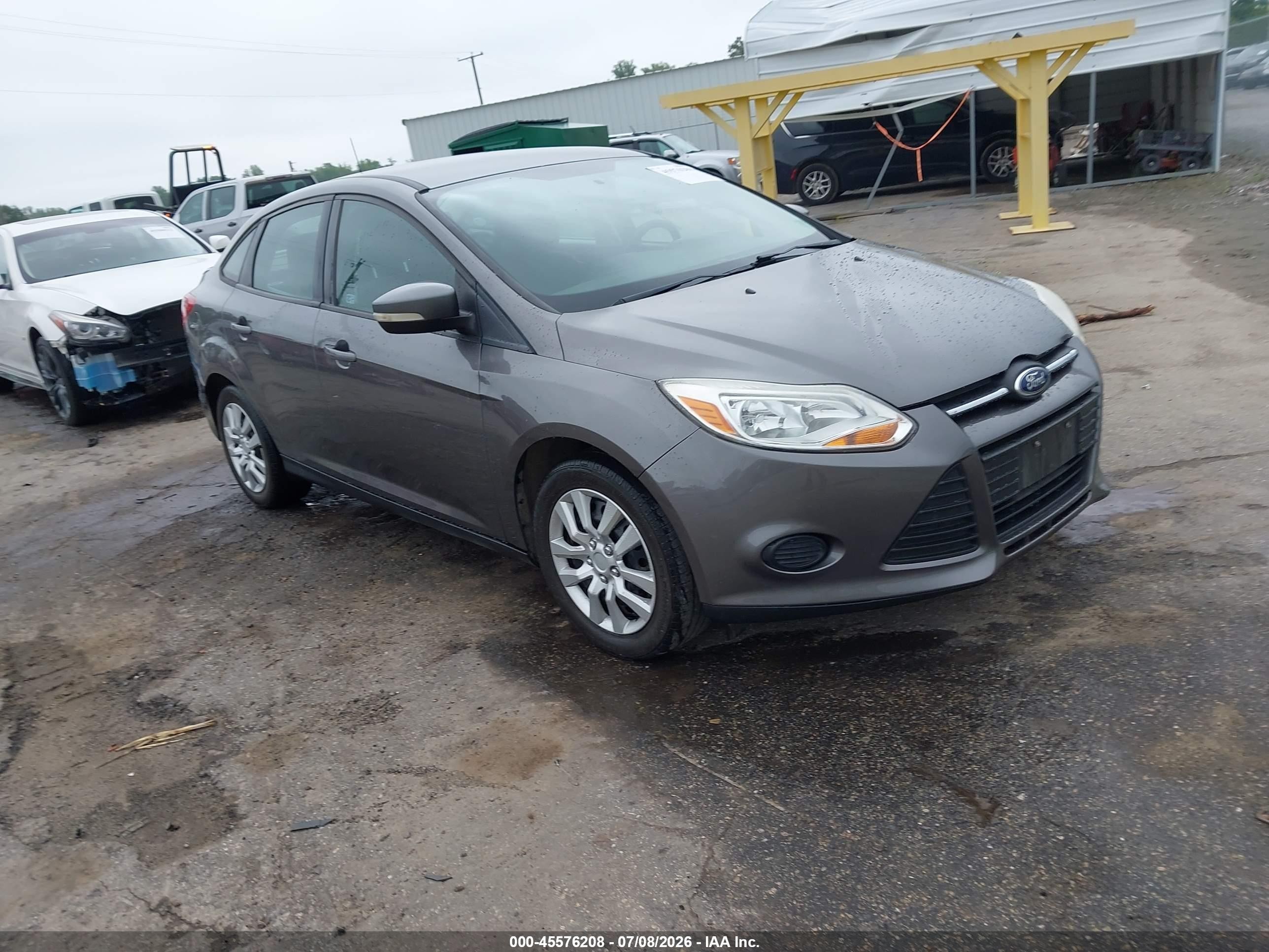 2013 Ford Focus Se Серый vin: 1FADP3F2XDL370003