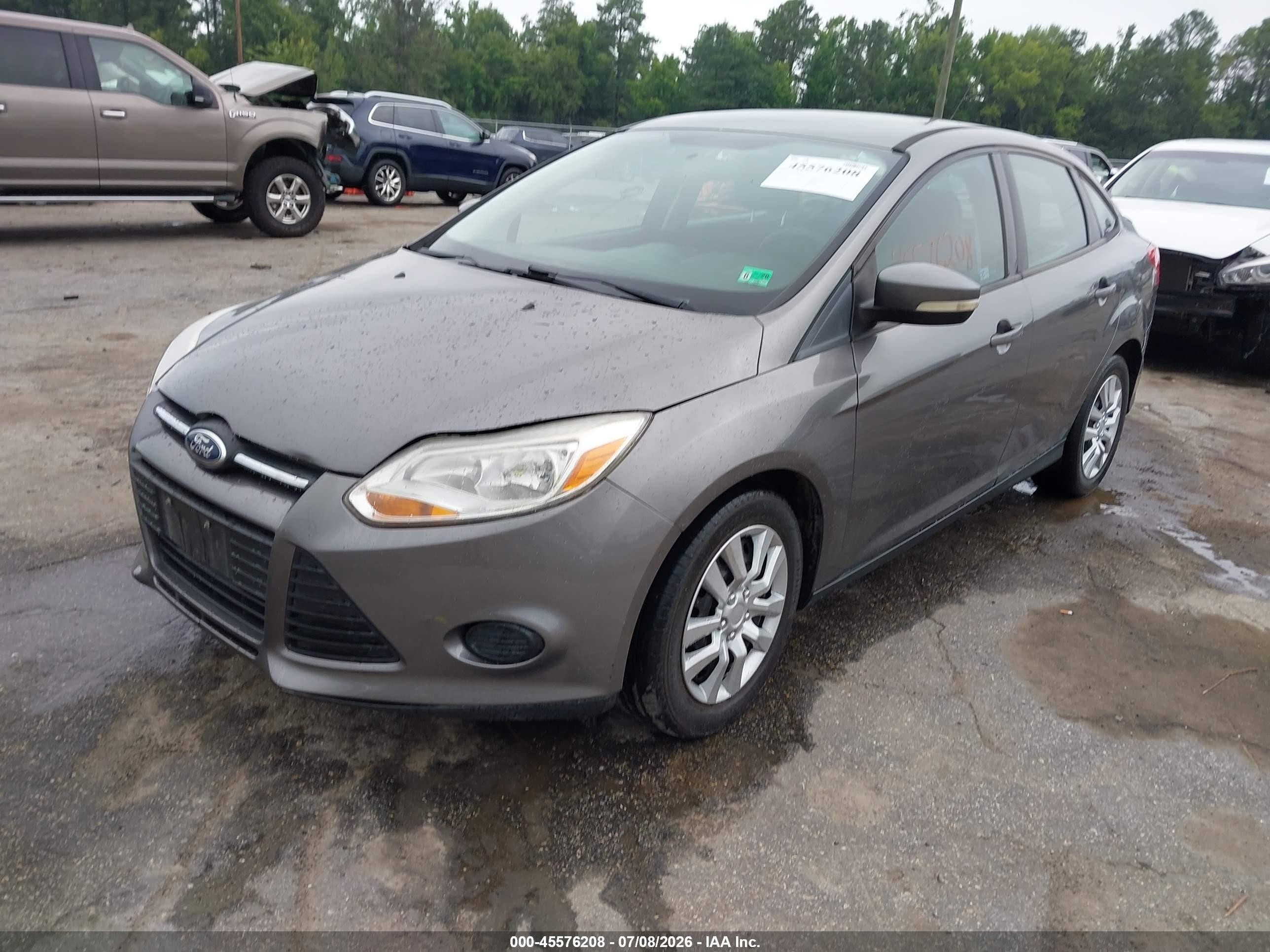 2013 Ford Focus Se Серый vin: 1FADP3F2XDL370003