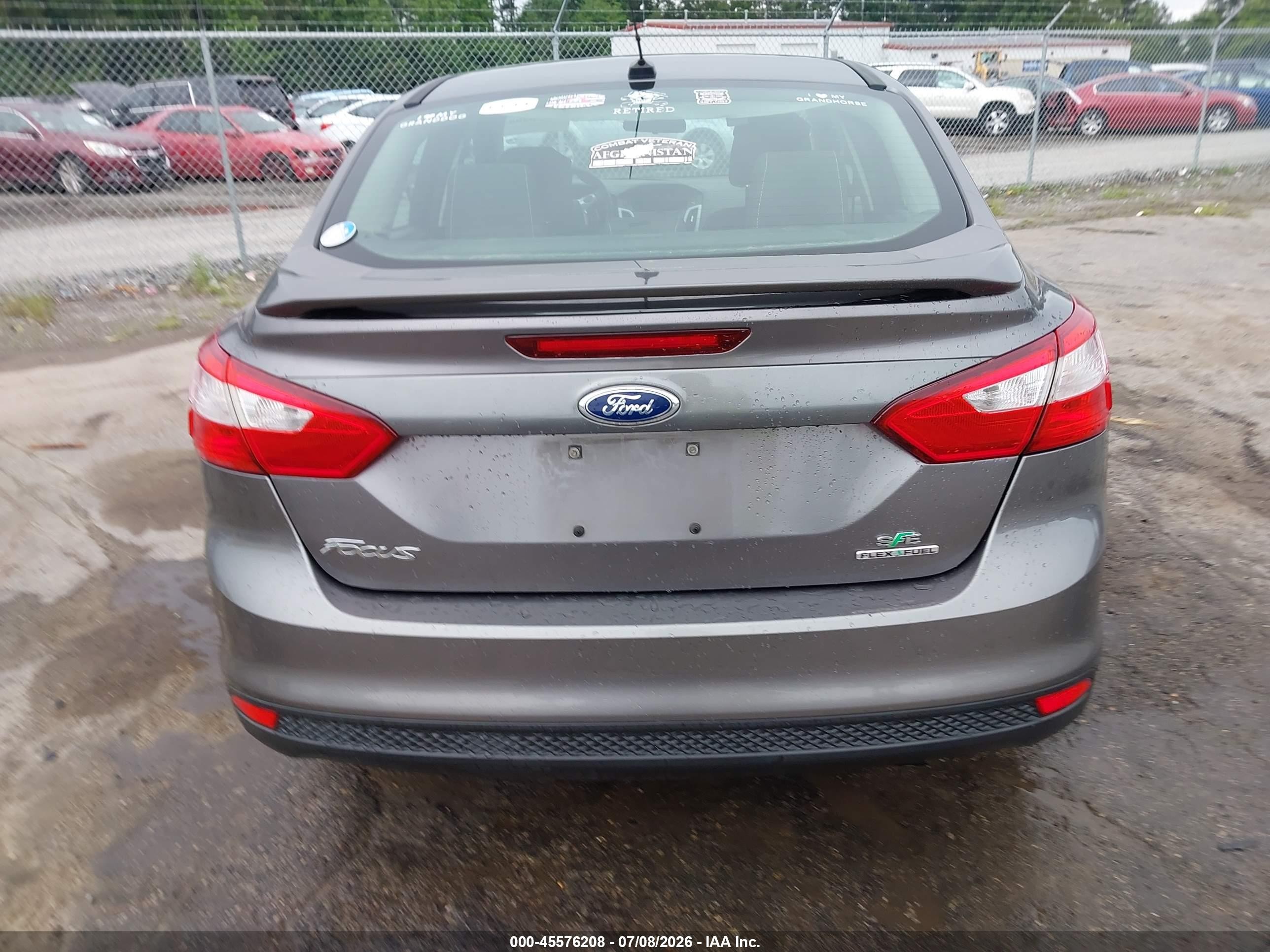 2013 Ford Focus Se Серый vin: 1FADP3F2XDL370003