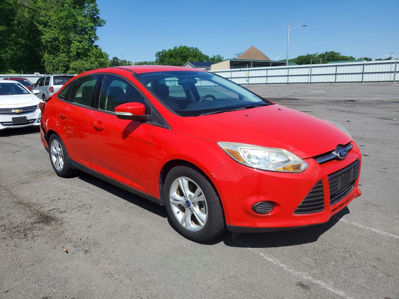 2014 Ford Focus Se Red vin: 1FADP3F2XEL102540
