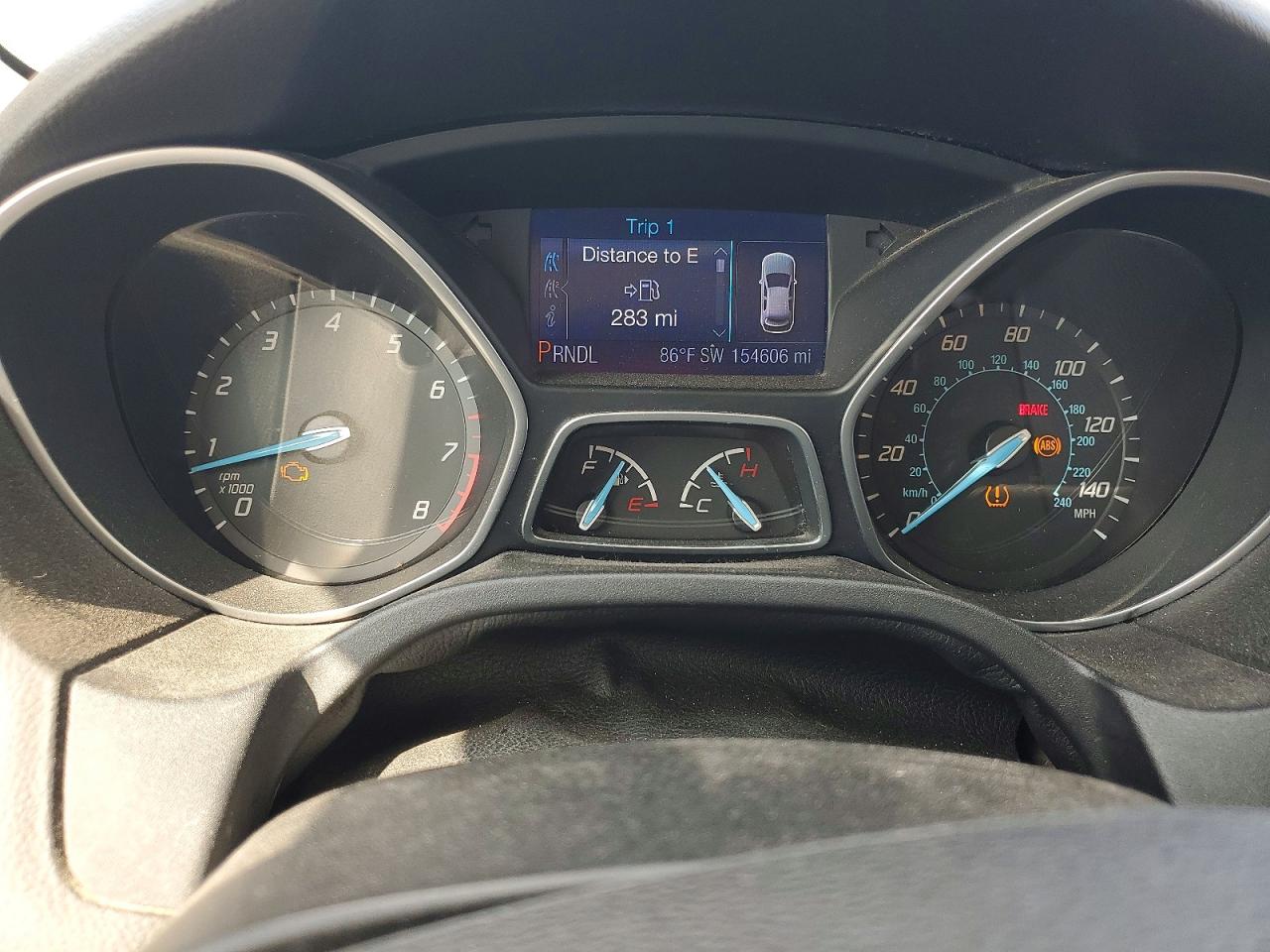 2014 Ford Focus Серый vin: 1FADP3F2XEL124568