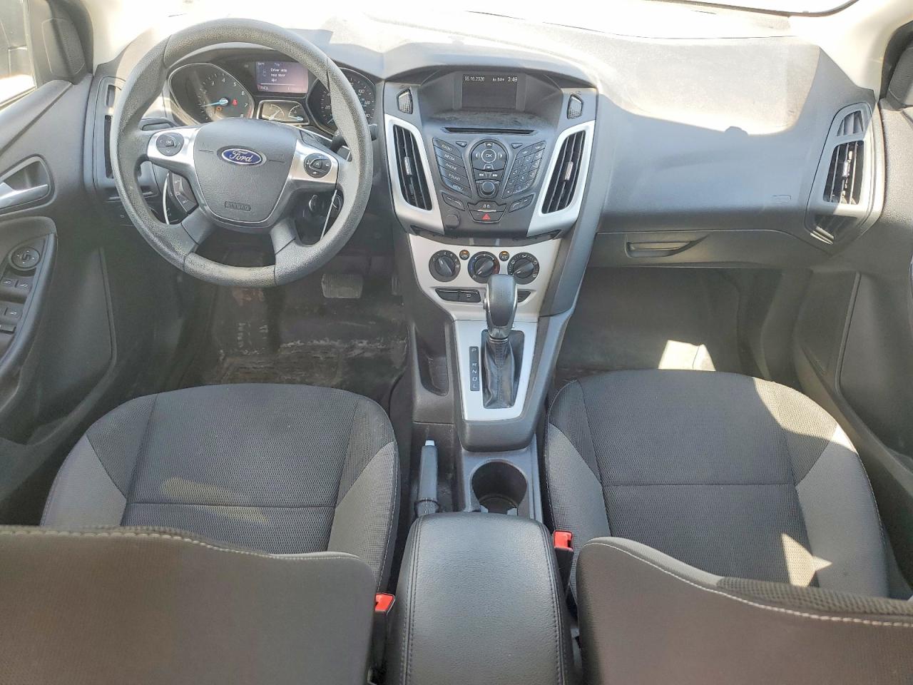 2014 Ford Focus Se Серый vin: 1FADP3F2XEL136378