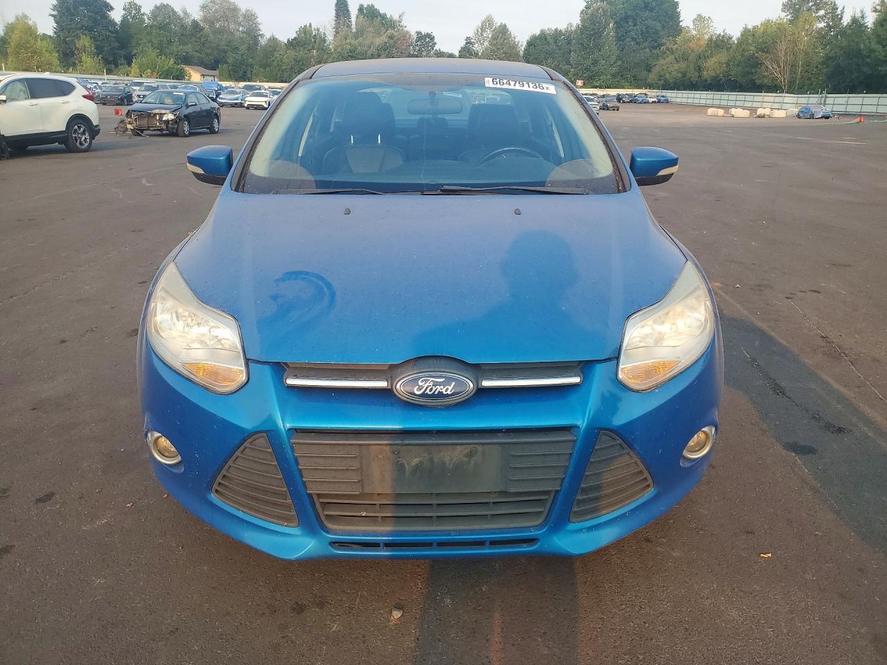 2014 Ford Focus Se Blue vin: 1FADP3F2XEL143394