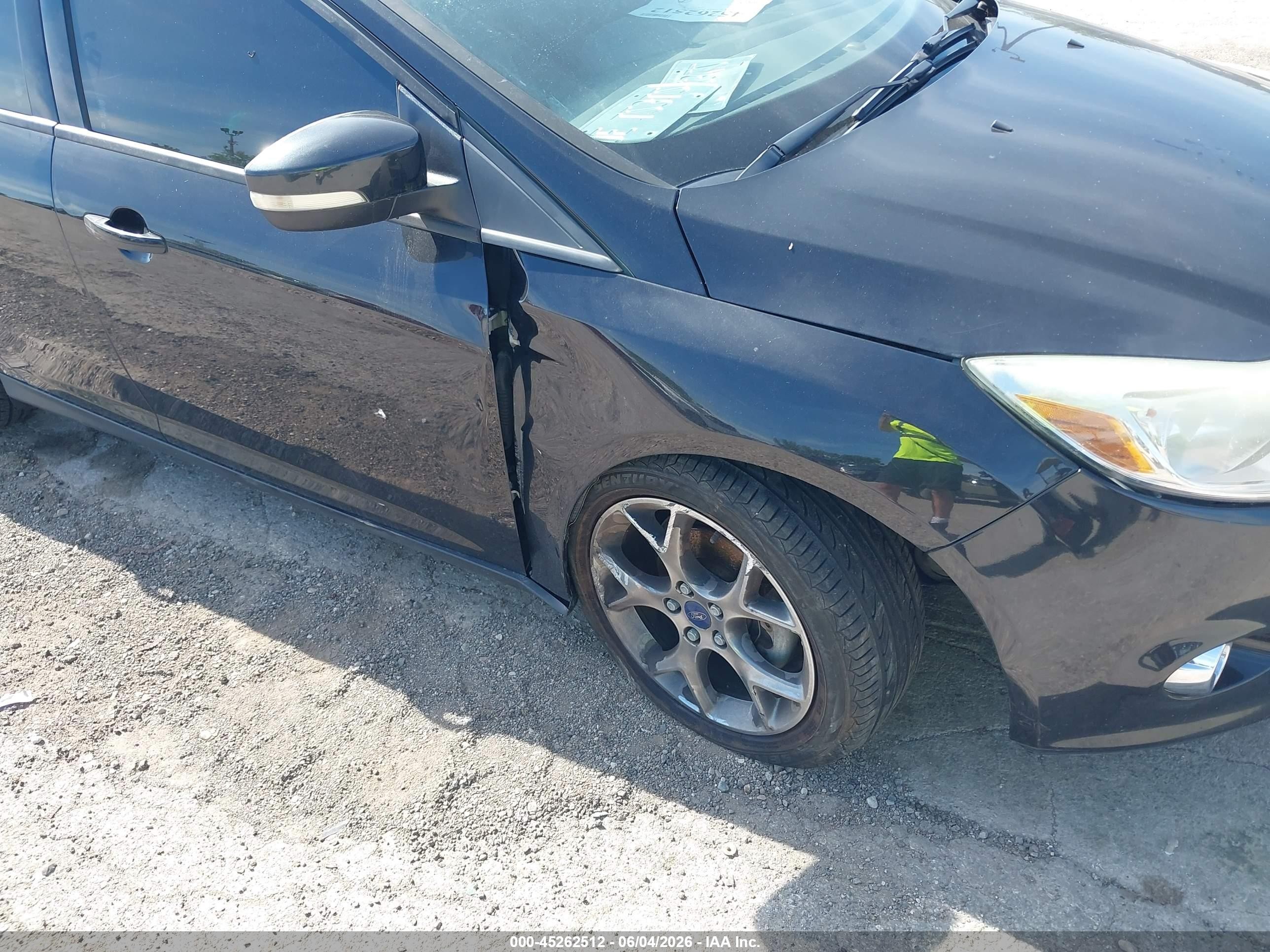 2014 Ford Focus Se Черный vin: 1FADP3F2XEL154797