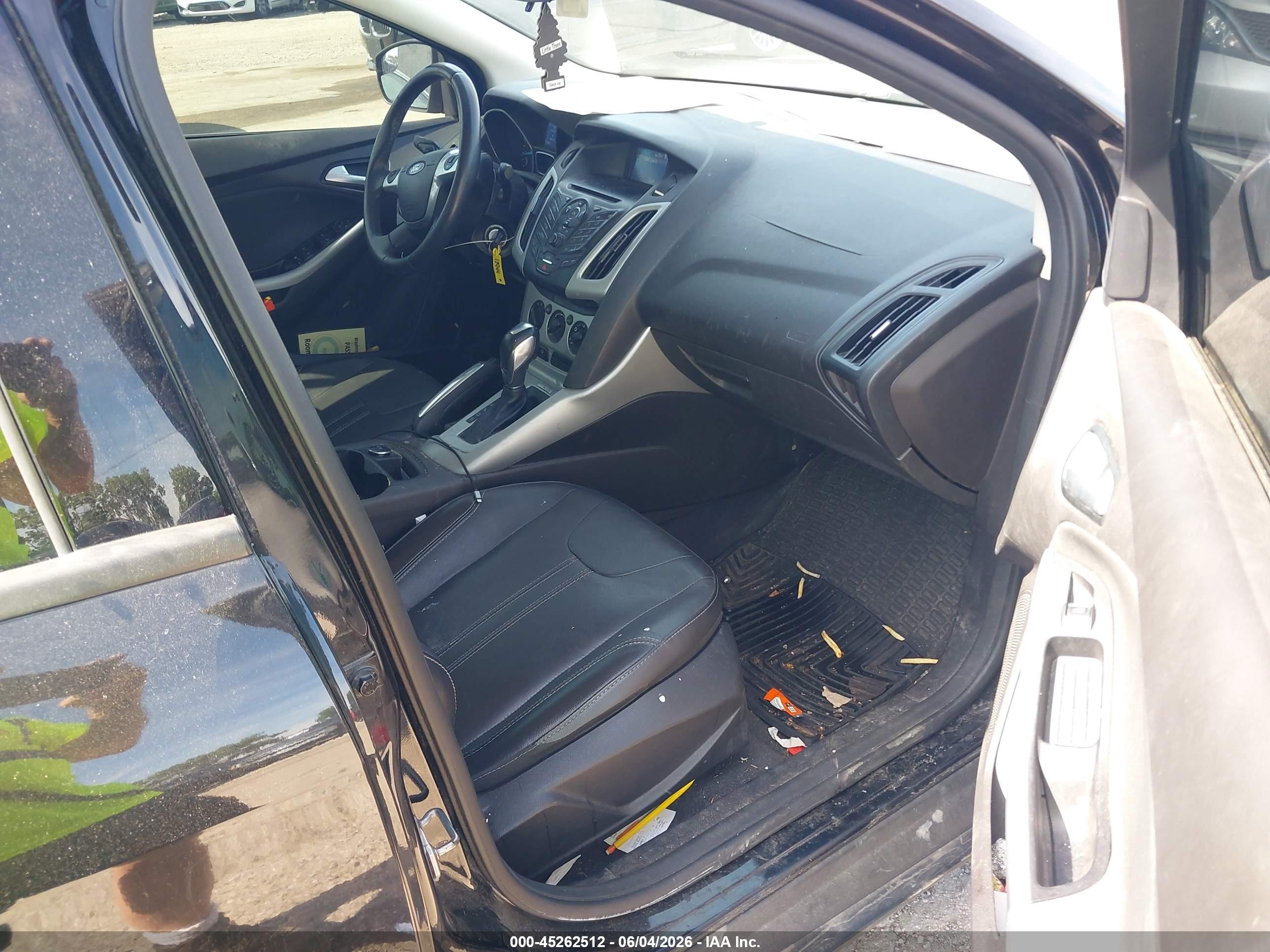 2014 Ford Focus Se Черный vin: 1FADP3F2XEL154797