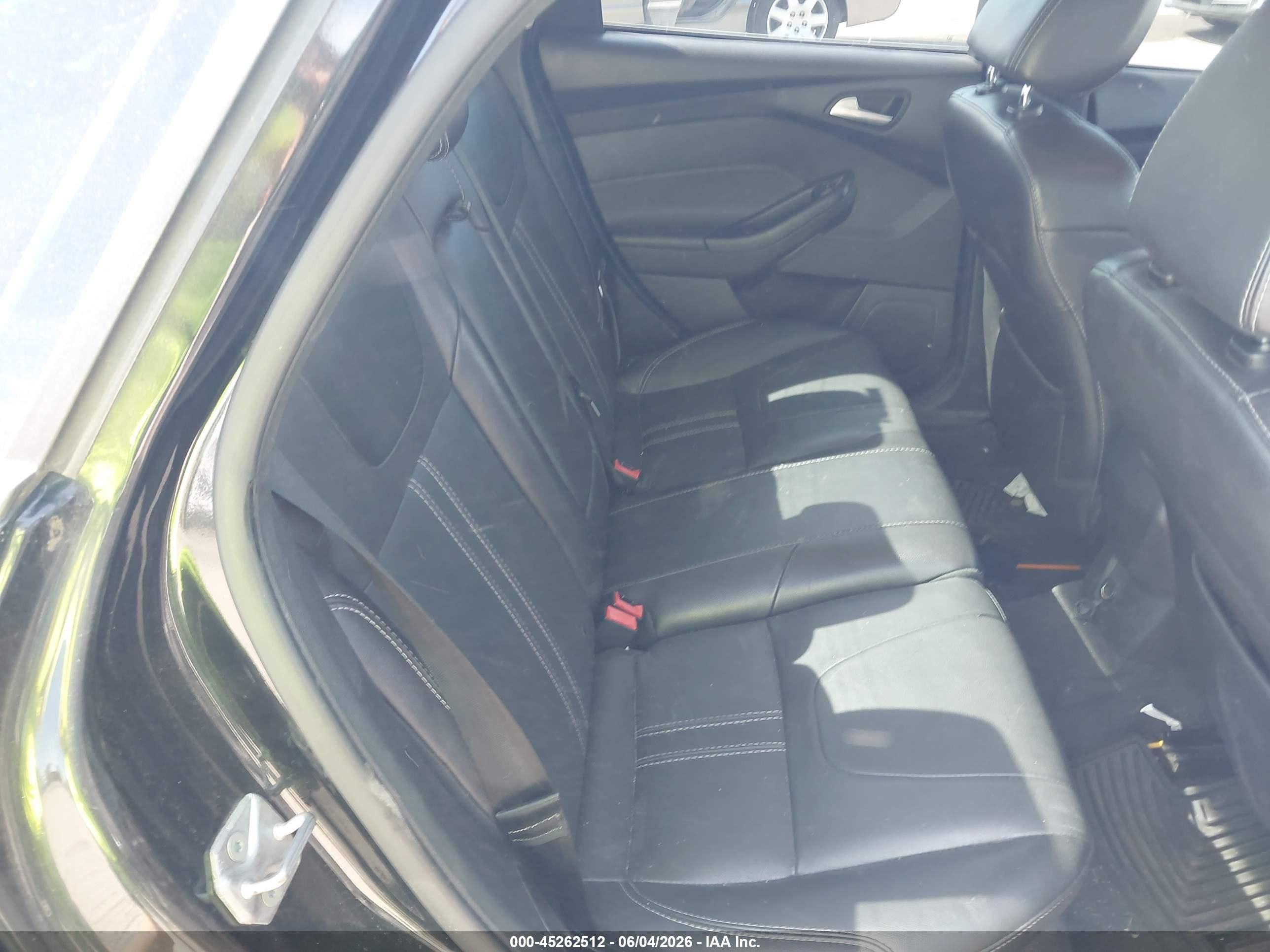 2014 Ford Focus Se Черный vin: 1FADP3F2XEL154797