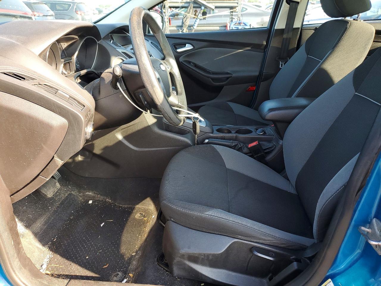 2014 Ford Focus Se Blue vin: 1FADP3F2XEL167680