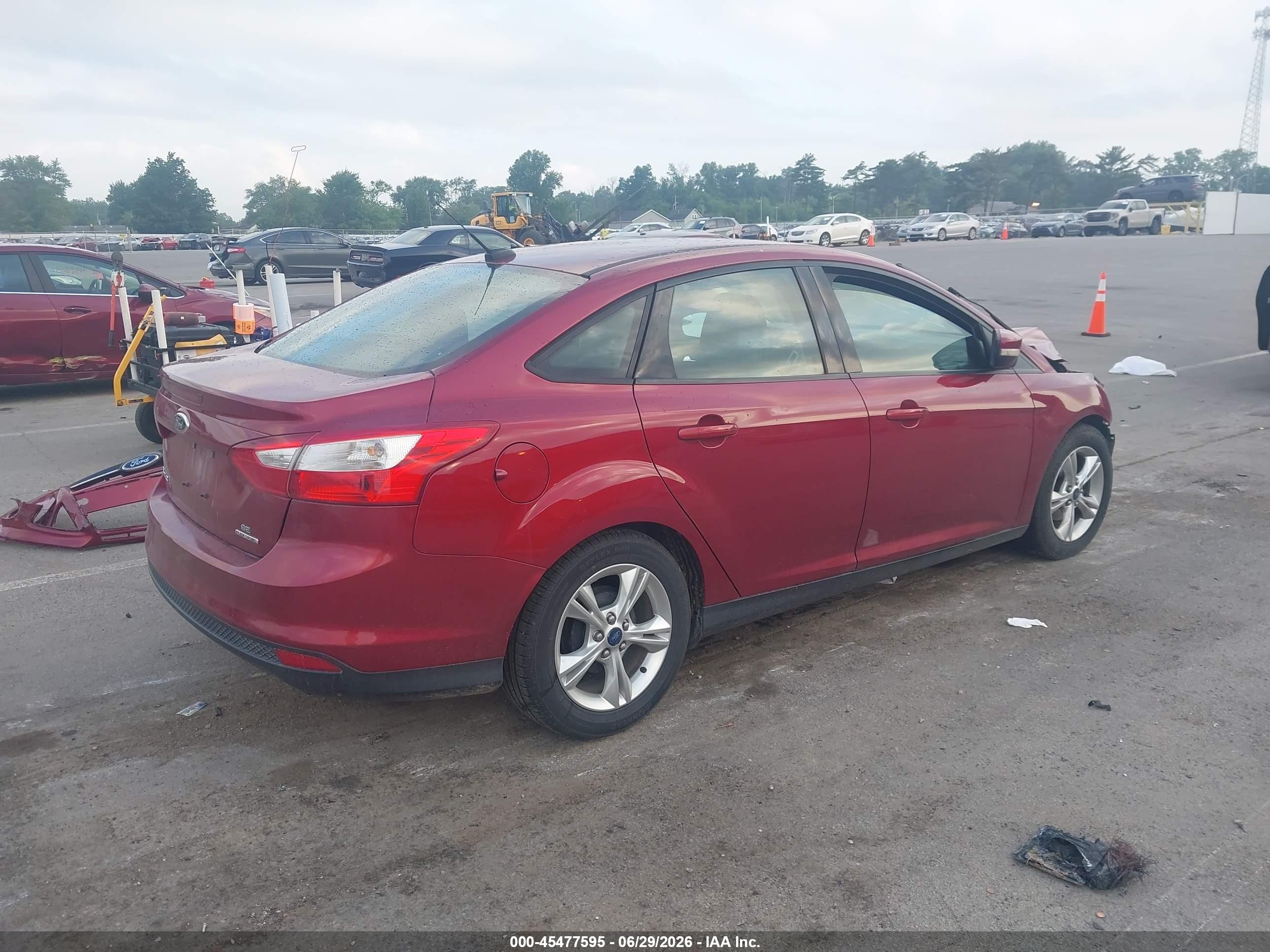 2014 Ford Focus Se Red vin: 1FADP3F2XEL193440