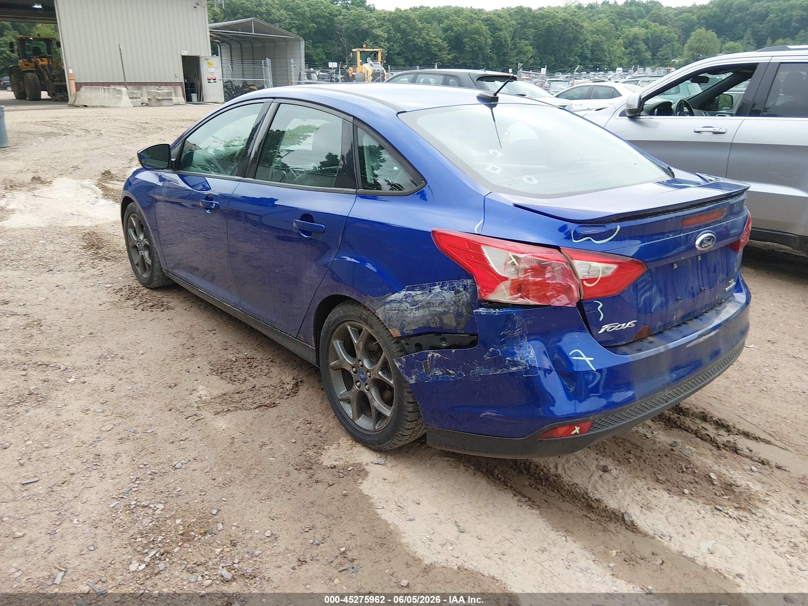 2014 Ford Focus Se Blue vin: 1FADP3F2XEL219132