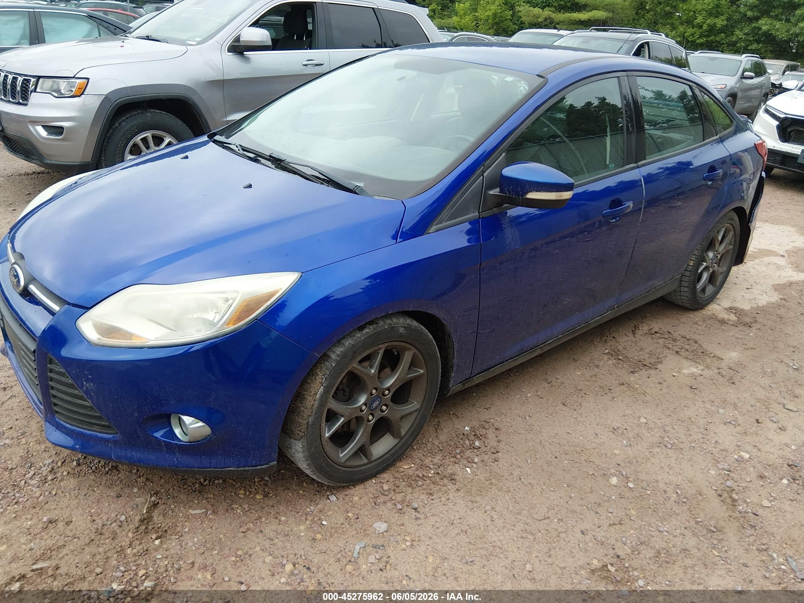 2014 Ford Focus Se Blue vin: 1FADP3F2XEL219132