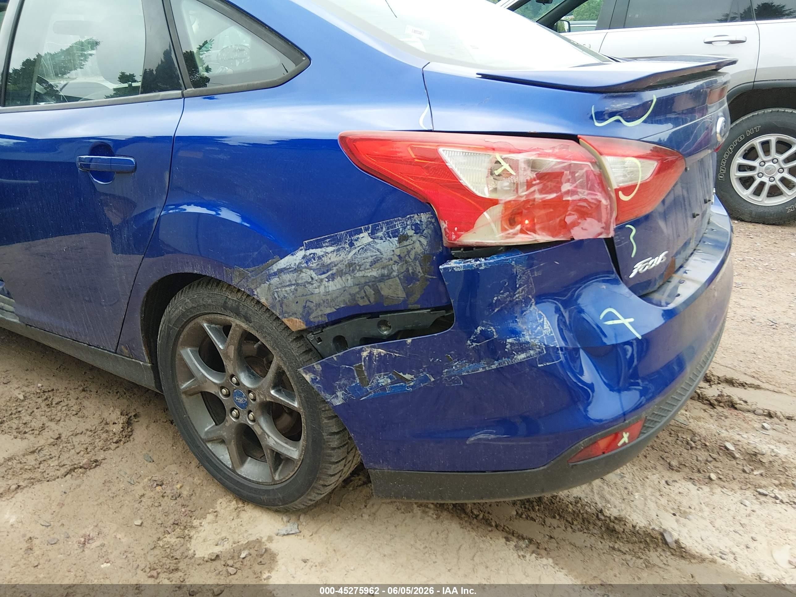 2014 Ford Focus Se Blue vin: 1FADP3F2XEL219132