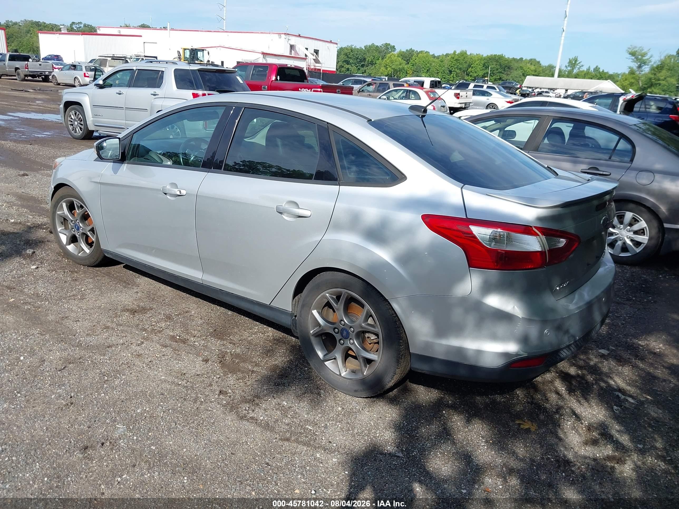 2014 Ford Focus Se Silver vin: 1FADP3F2XEL234021
