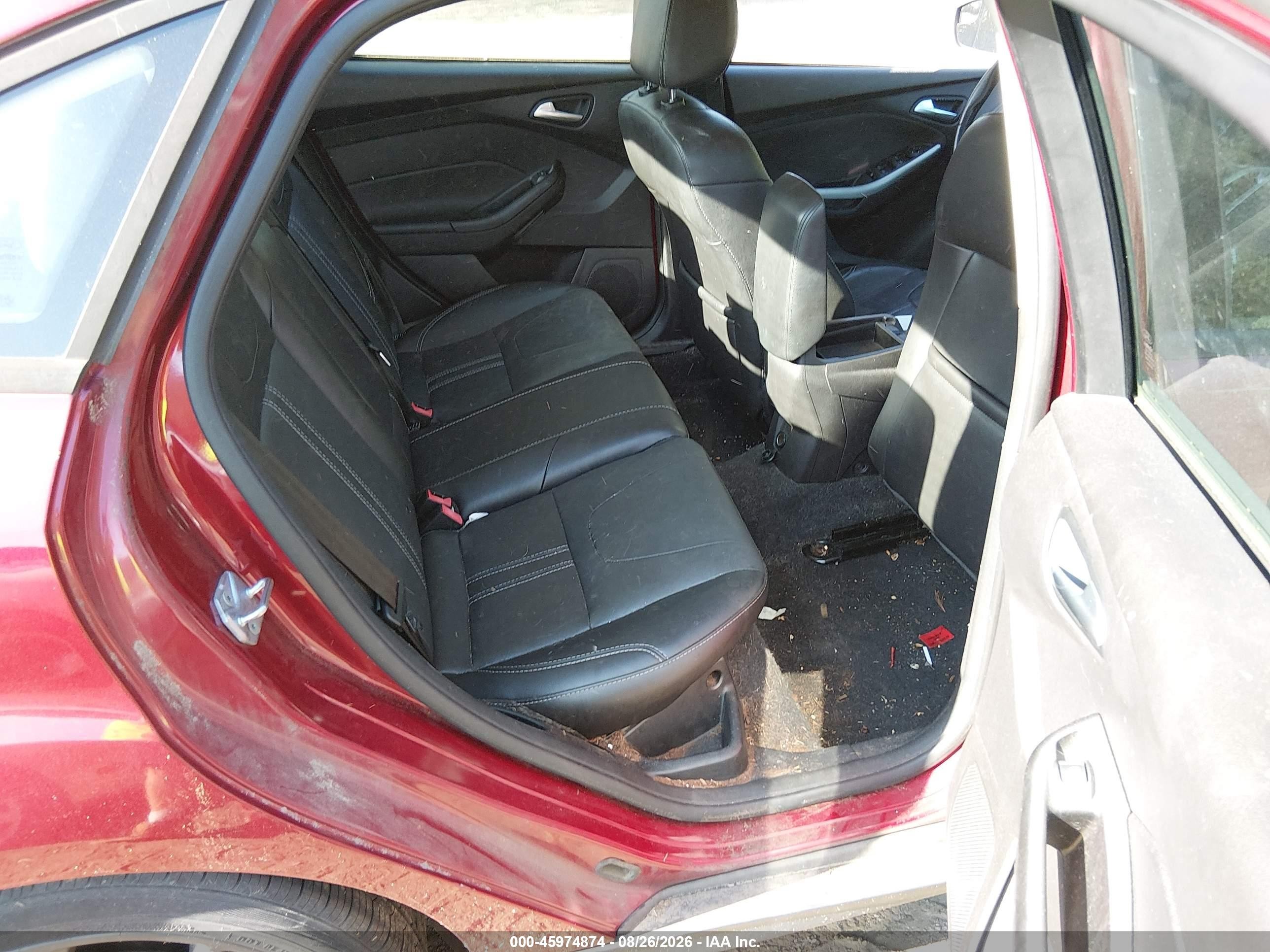 2014 Ford Focus Se Red vin: 1FADP3F2XEL241406