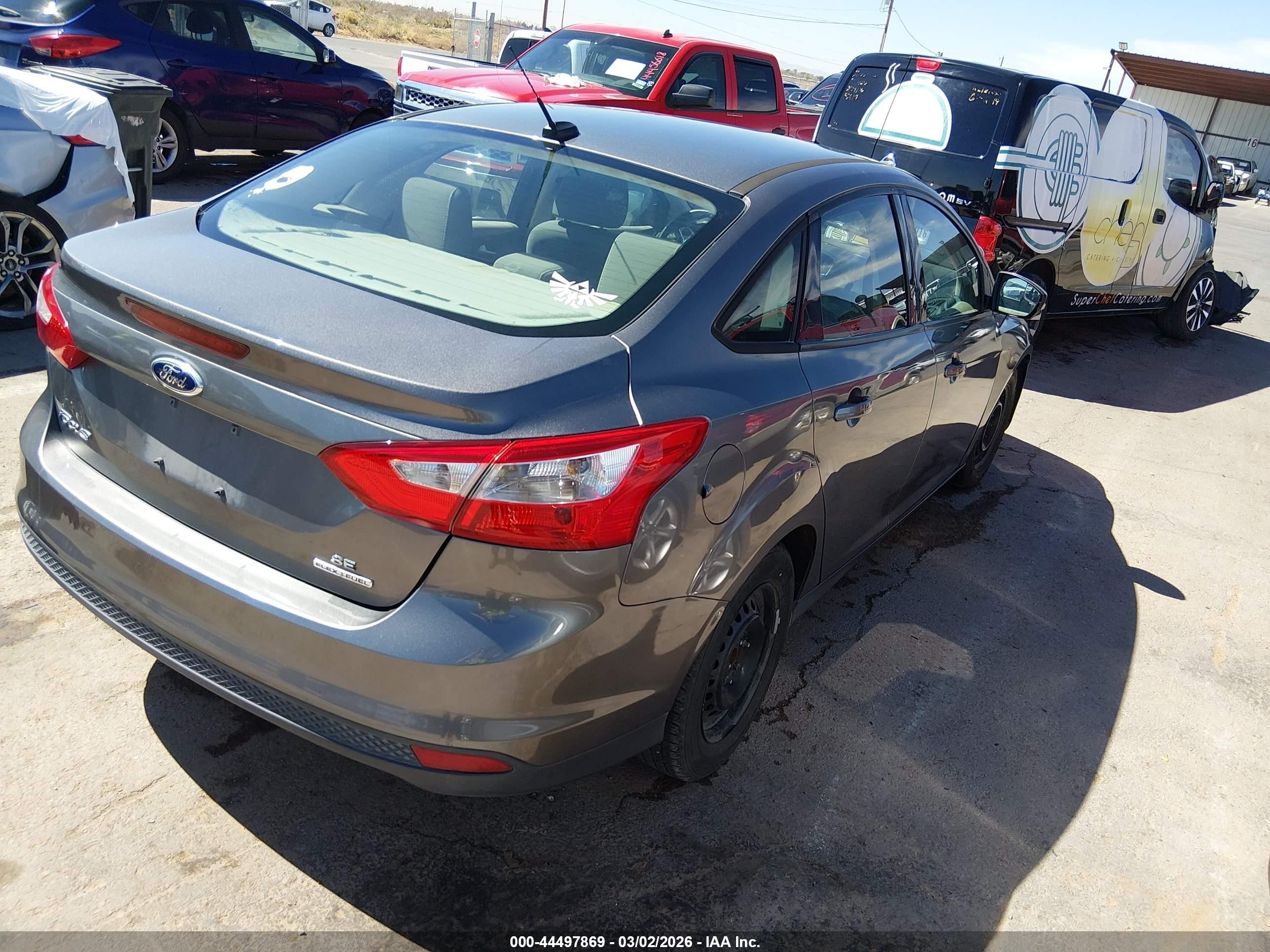 2014 Ford Focus Se Gray vin: 1FADP3F2XEL270310
