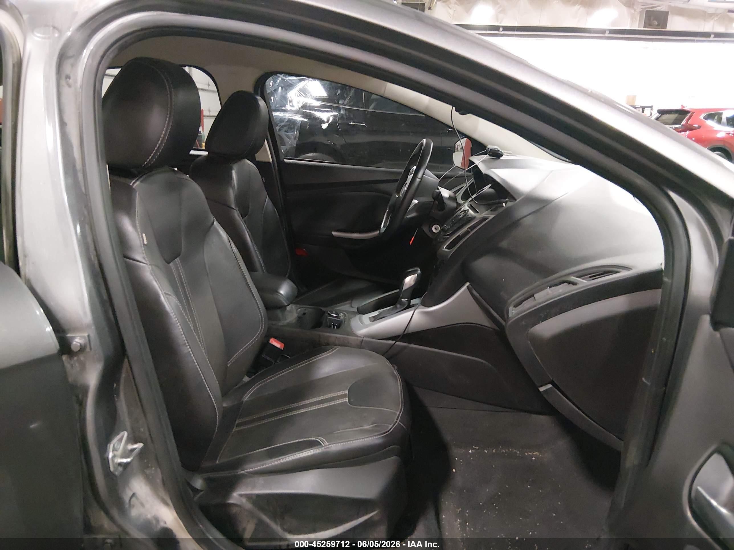 2014 Ford Focus Se Gray vin: 1FADP3F2XEL287348