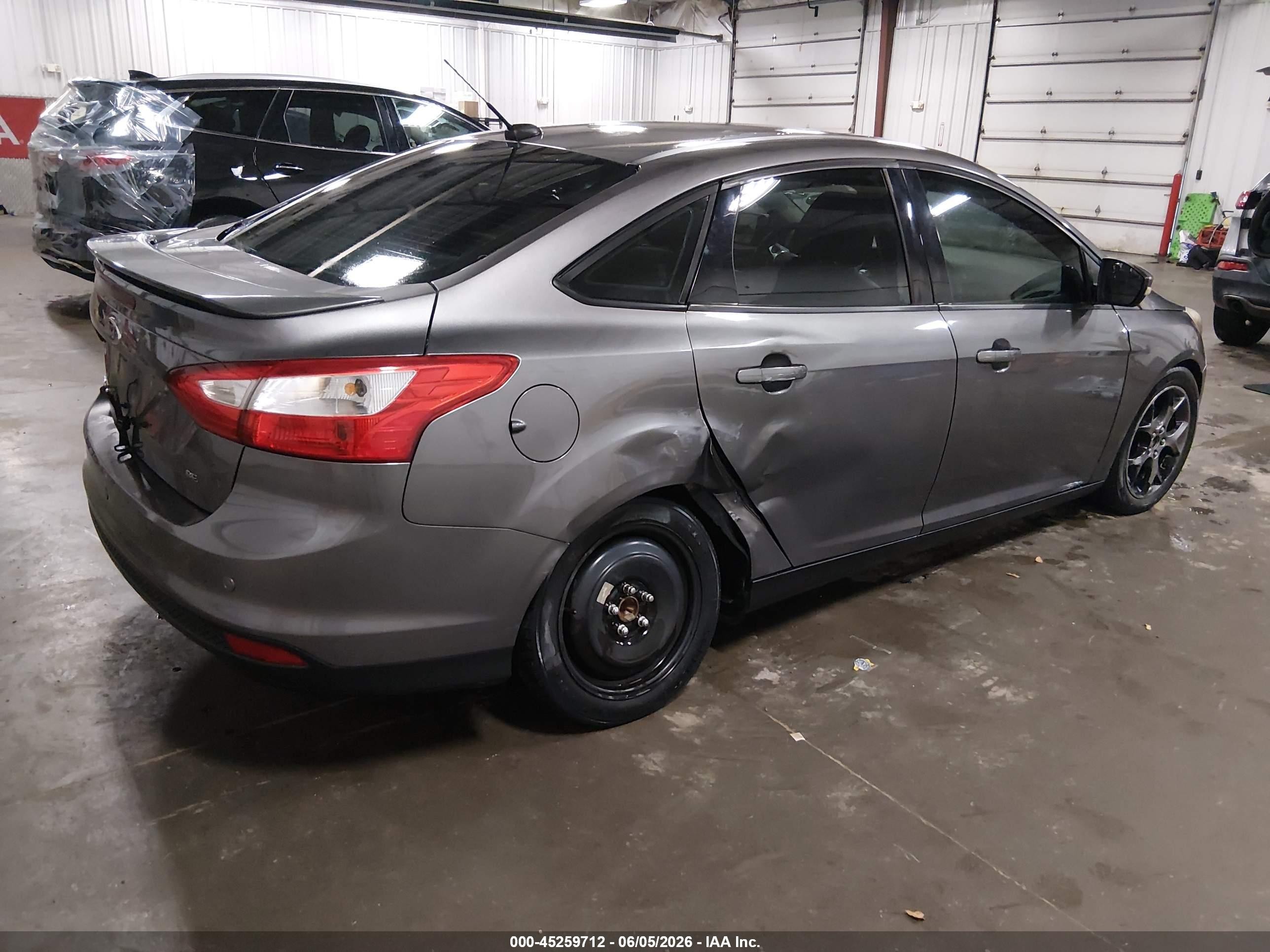 2014 Ford Focus Se Gray vin: 1FADP3F2XEL287348