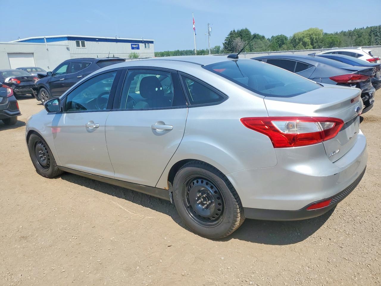 2014 Ford Focus Se Серебряный vin: 1FADP3F2XEL297135