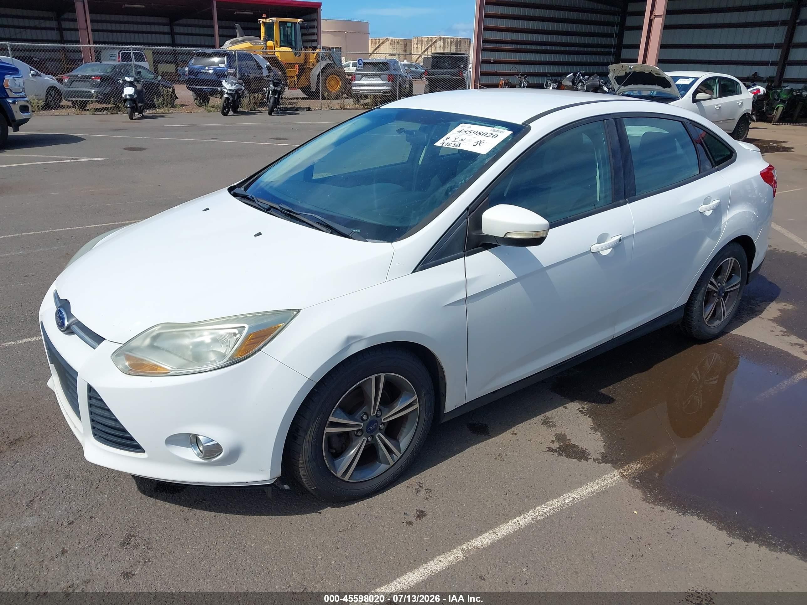 2014 Ford Focus Se White vin: 1FADP3F2XEL299614
