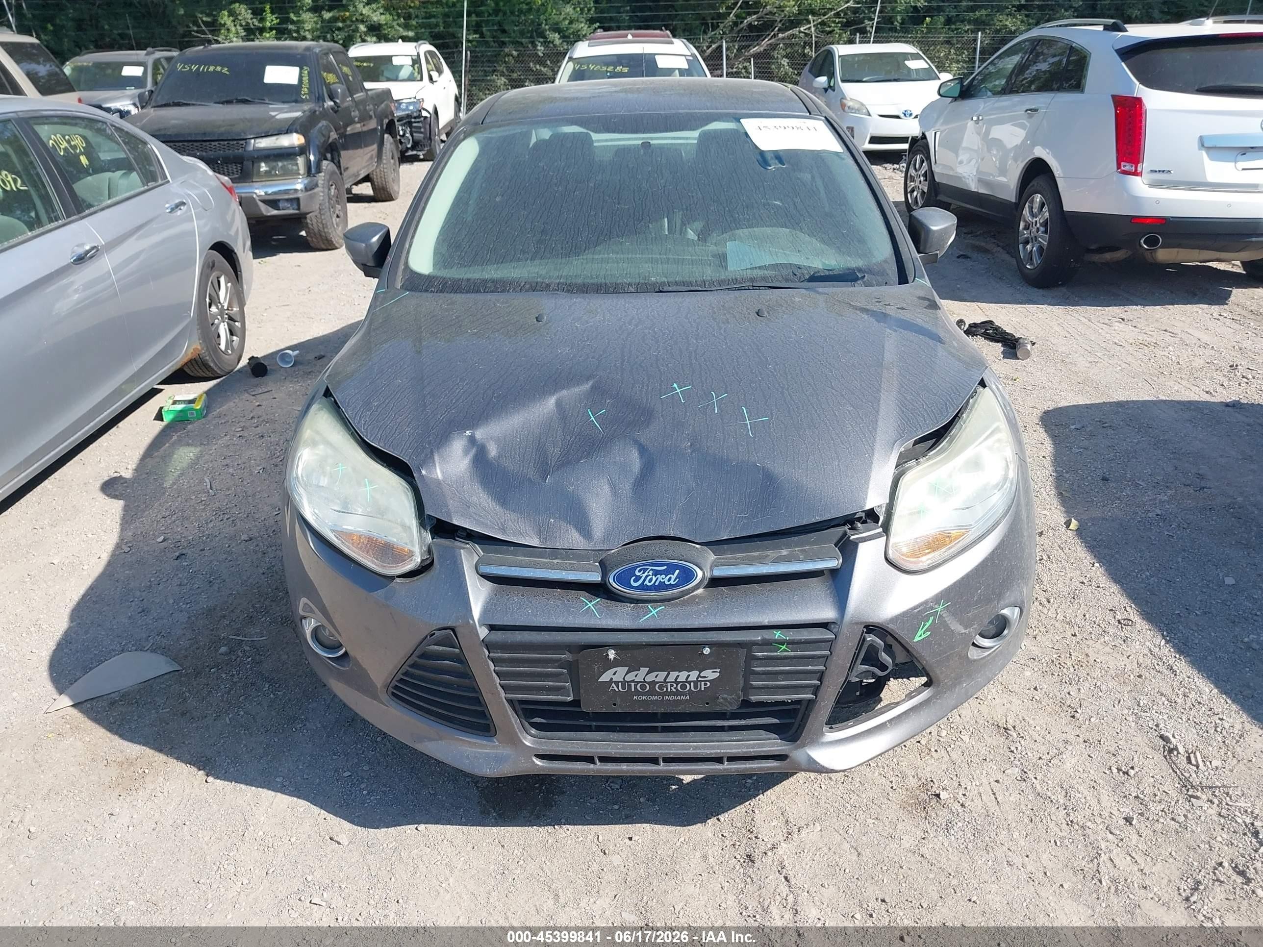 2014 Ford Focus Se Серый vin: 1FADP3F2XEL305234