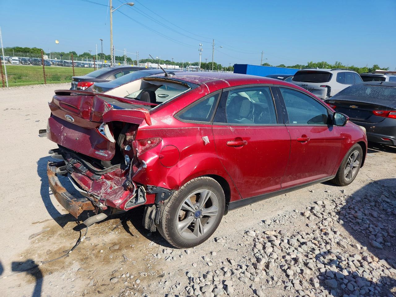 2014 Ford Focus Se Красный vin: 1FADP3F2XEL310904