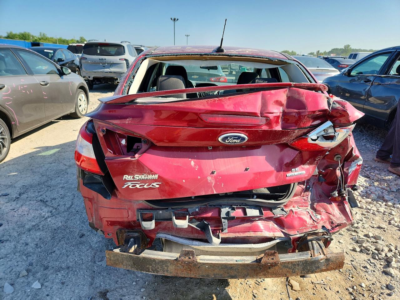 2014 Ford Focus Se Красный vin: 1FADP3F2XEL310904