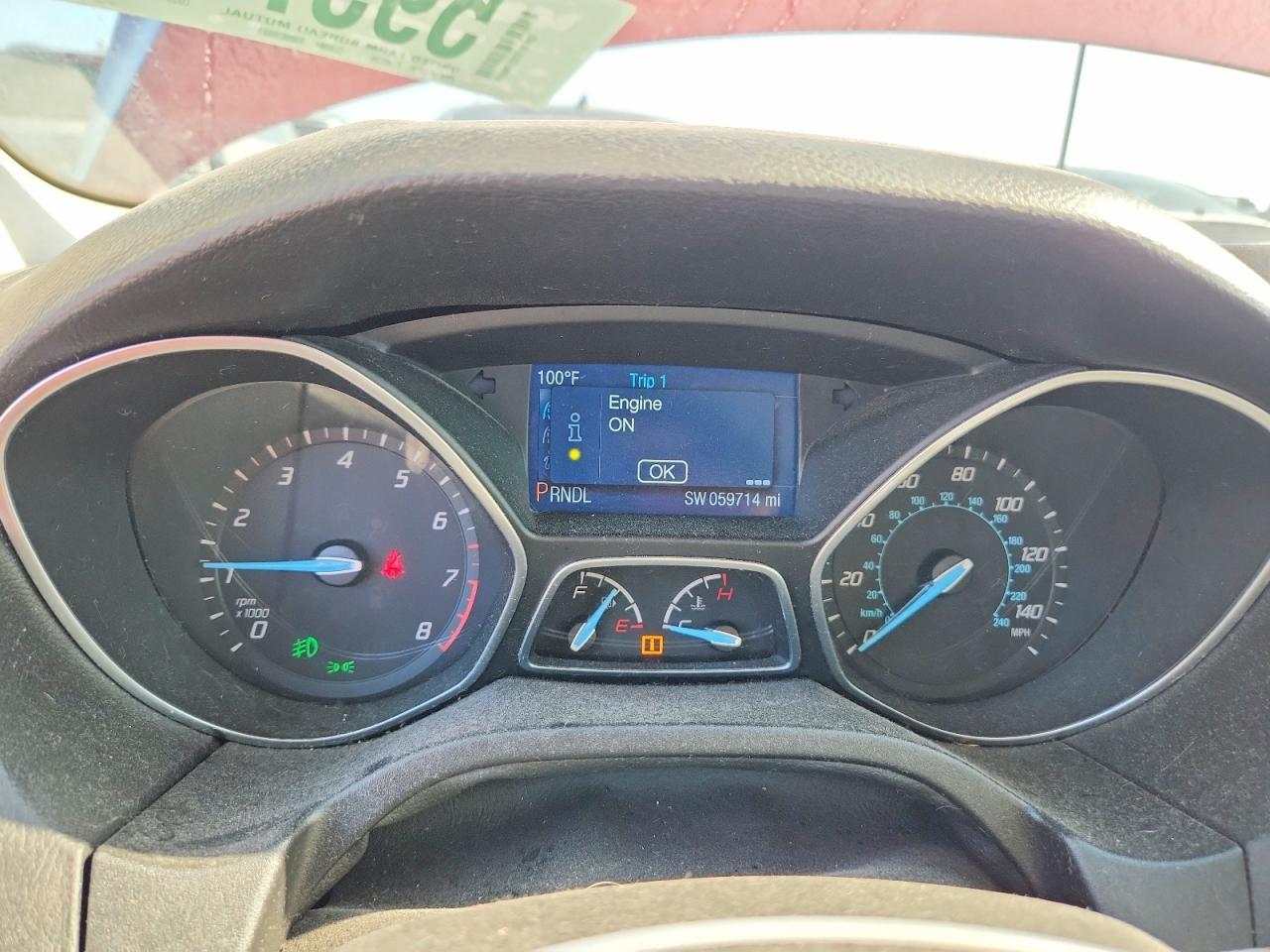 2014 Ford Focus Se Красный vin: 1FADP3F2XEL310904