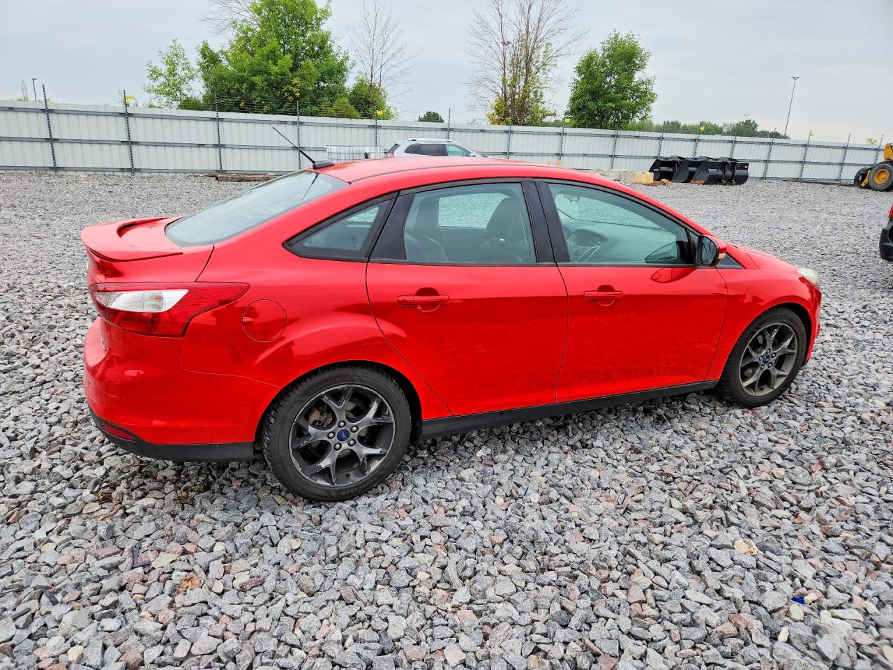 2014 Ford Focus Se Red vin: 1FADP3F2XEL318176