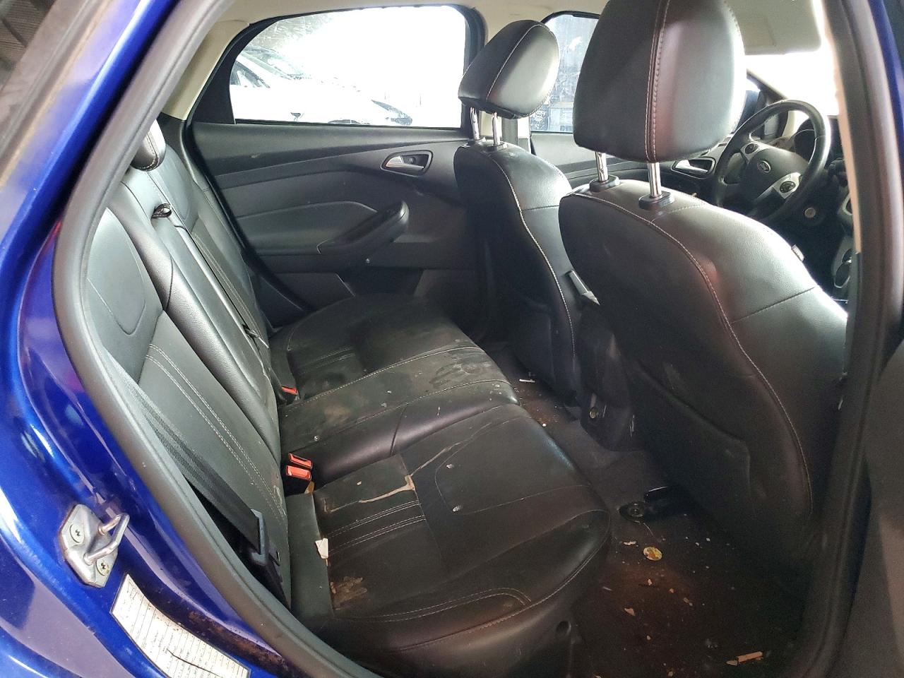 2014 Ford Focus Se Синий vin: 1FADP3F2XEL327427