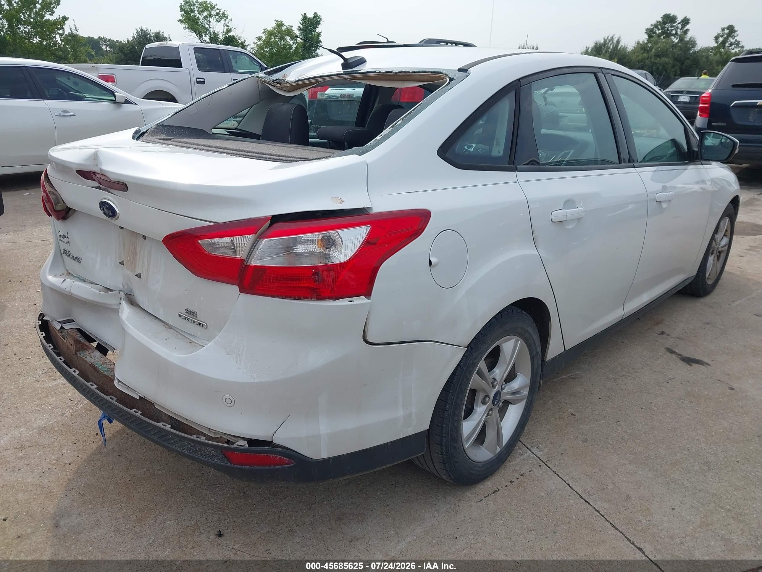 2014 Ford Focus Se White vin: 1FADP3F2XEL349220