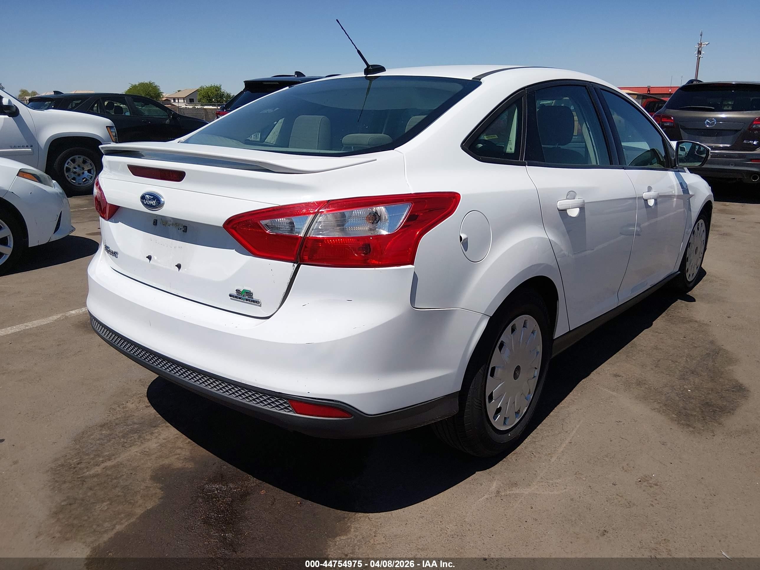 2014 Ford Focus Se White vin: 1FADP3F2XEL351470