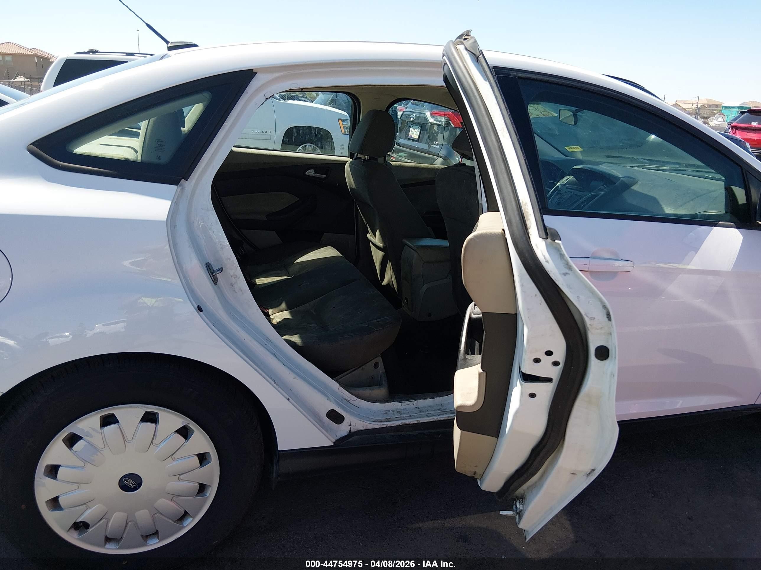 2014 Ford Focus Se White vin: 1FADP3F2XEL351470