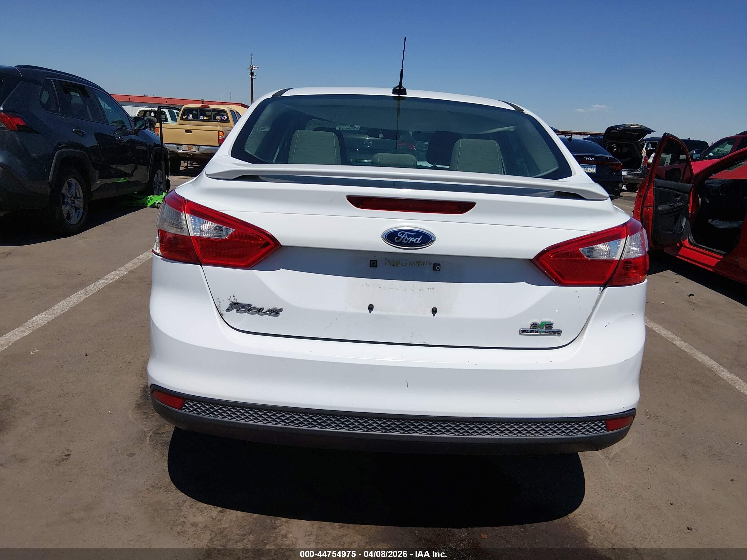 2014 Ford Focus Se White vin: 1FADP3F2XEL351470