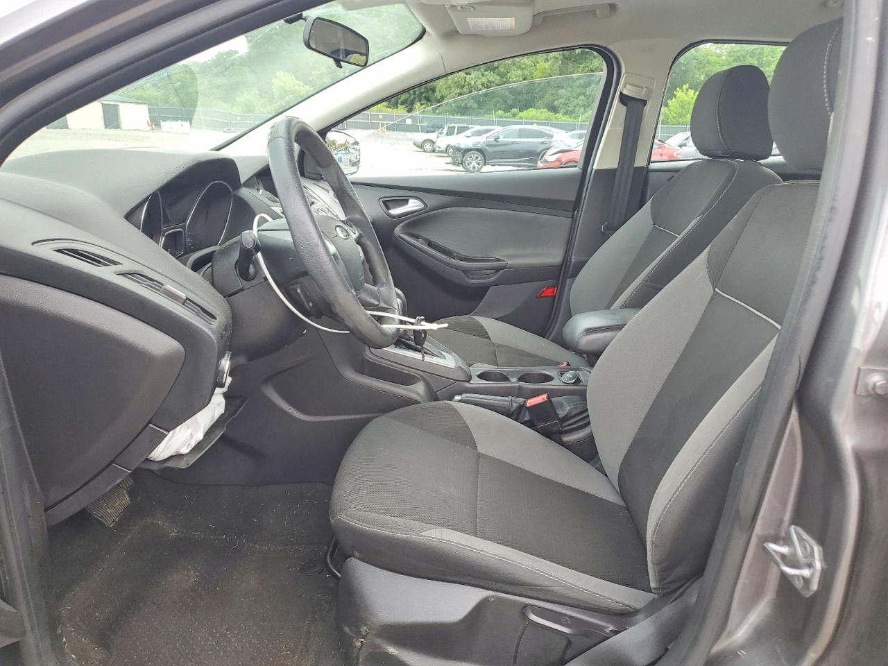 2014 Ford Focus Se Gray vin: 1FADP3F2XEL361352