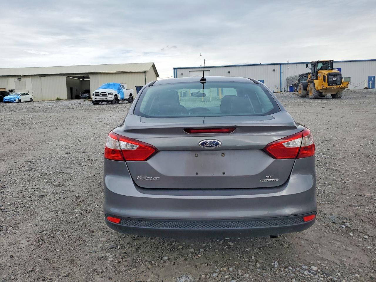 2014 Ford Focus Se Gray vin: 1FADP3F2XEL361352