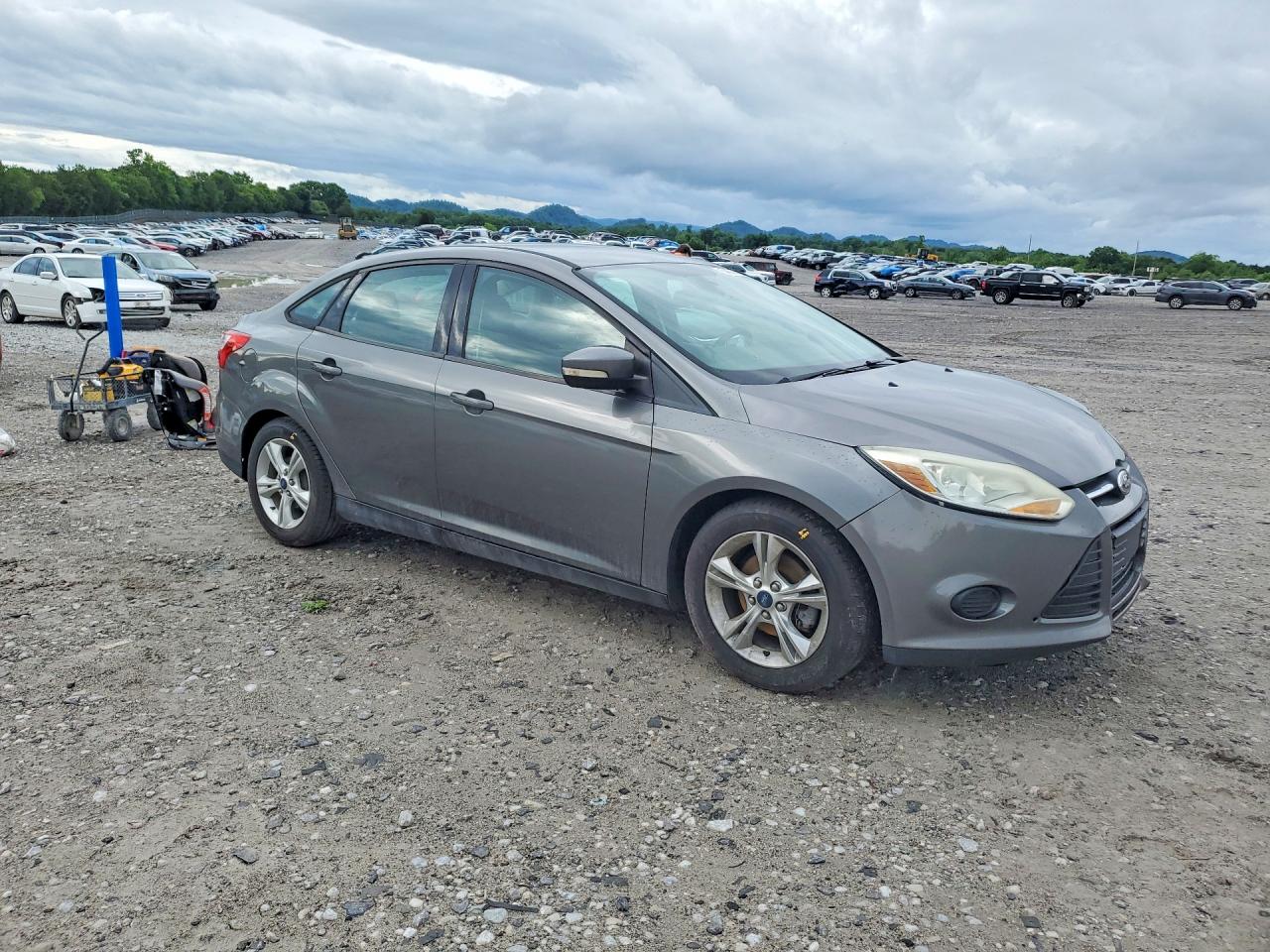 2014 Ford Focus Se Gray vin: 1FADP3F2XEL361352