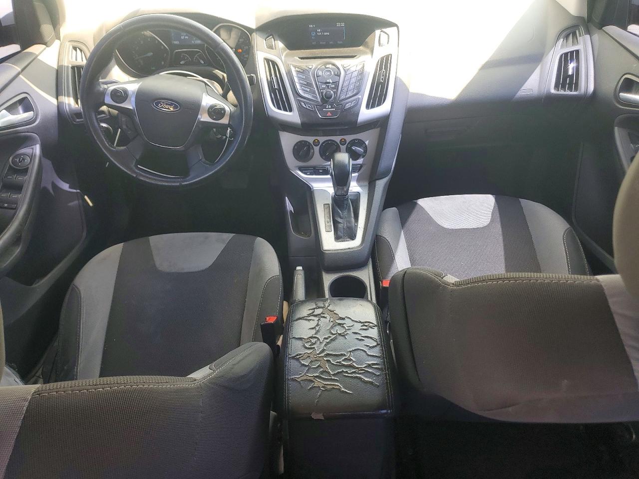 2014 Ford Focus Se White vin: 1FADP3F2XEL368317