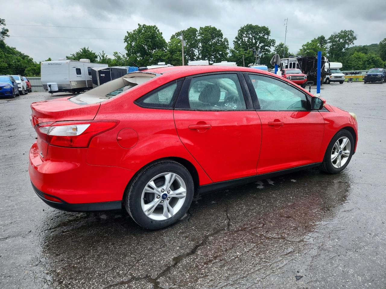 2014 Ford Focus Se Red vin: 1FADP3F2XEL373453