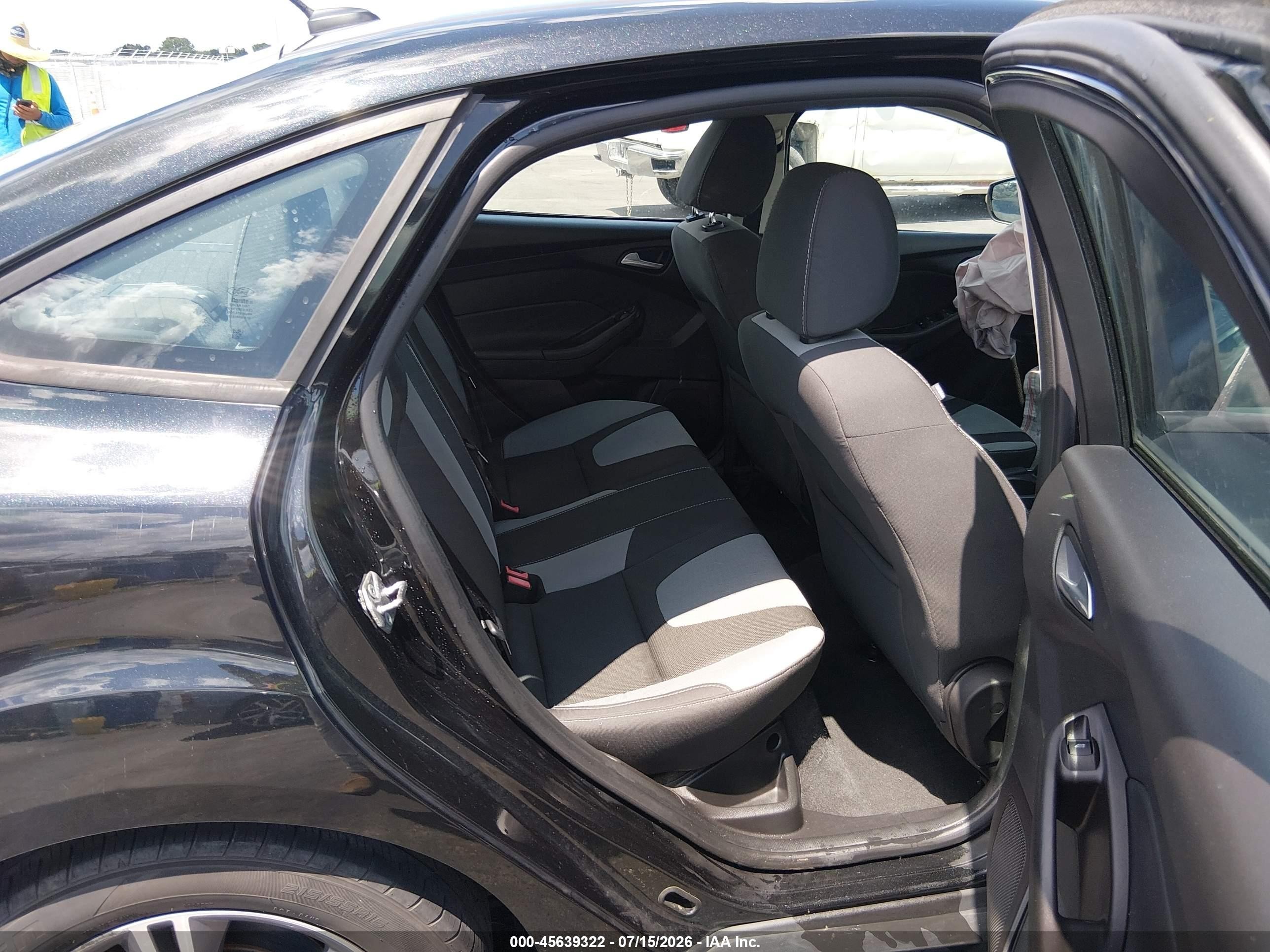 2014 Ford Focus Se Black vin: 1FADP3F2XEL381570