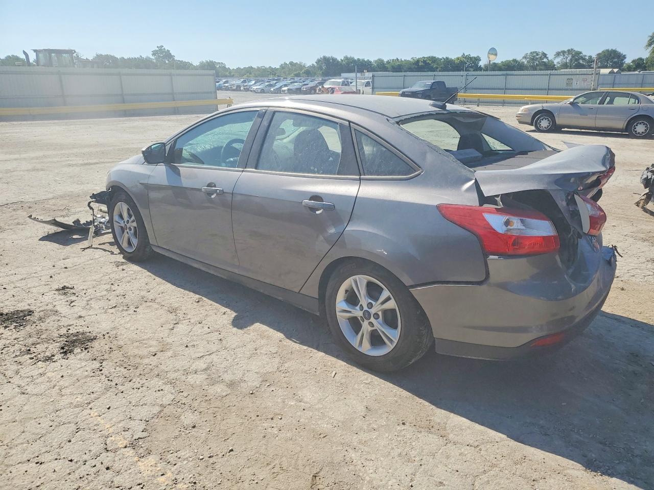 2014 Ford Focus Se Gray vin: 1FADP3F2XEL390592
