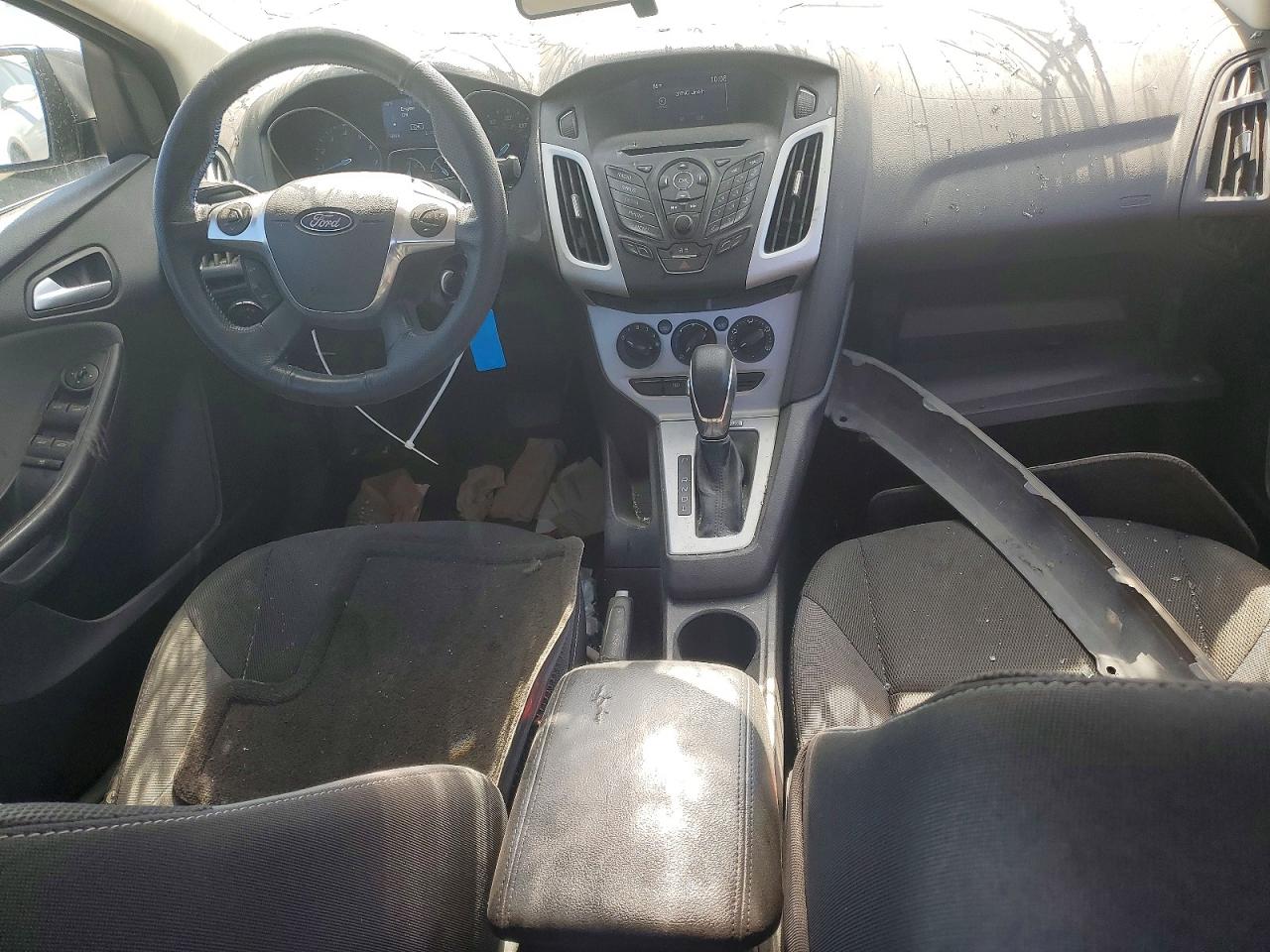 2014 Ford Focus Se Gray vin: 1FADP3F2XEL390592