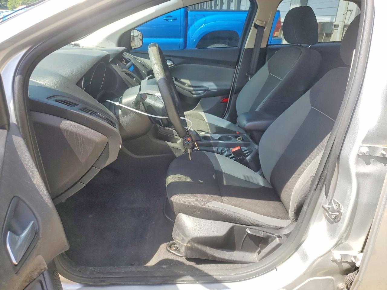 2014 Ford Focus Se Silver vin: 1FADP3F2XEL393069