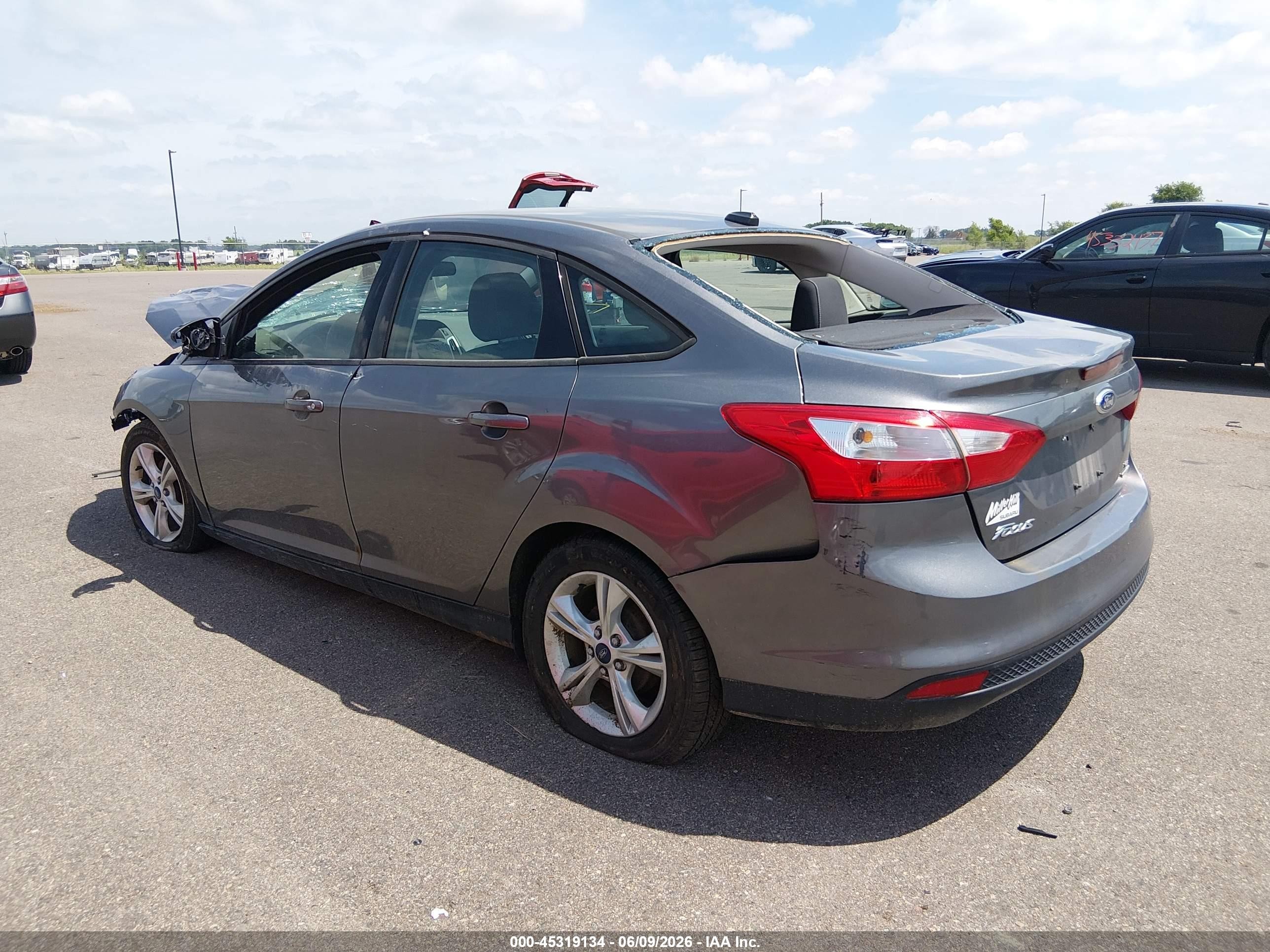 2014 Ford Focus Se Gray vin: 1FADP3F2XEL399258