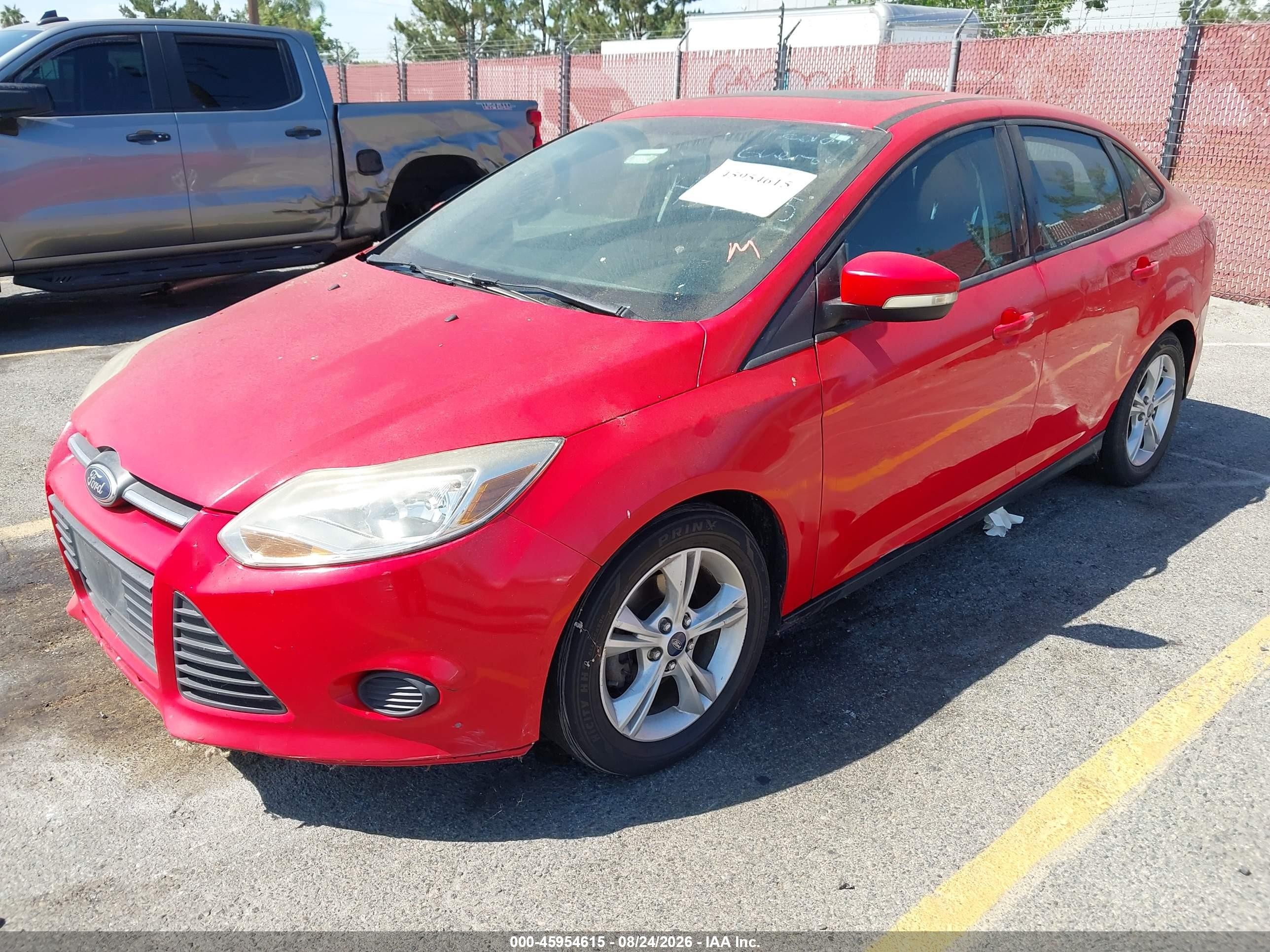 2014 Ford Focus Se Red vin: 1FADP3F2XEL403311