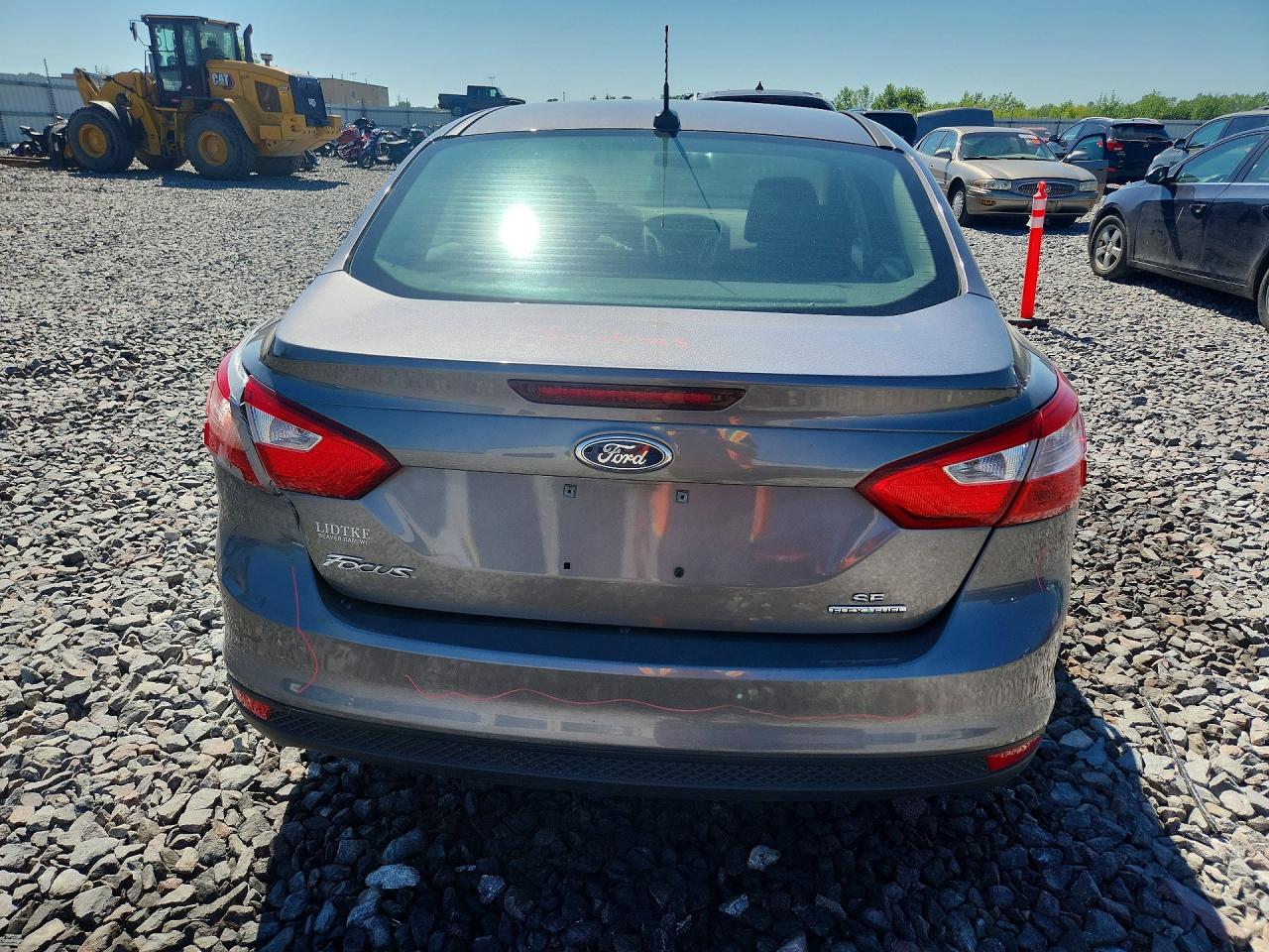 2014 Ford Focus Se Silver vin: 1FADP3F2XEL410873