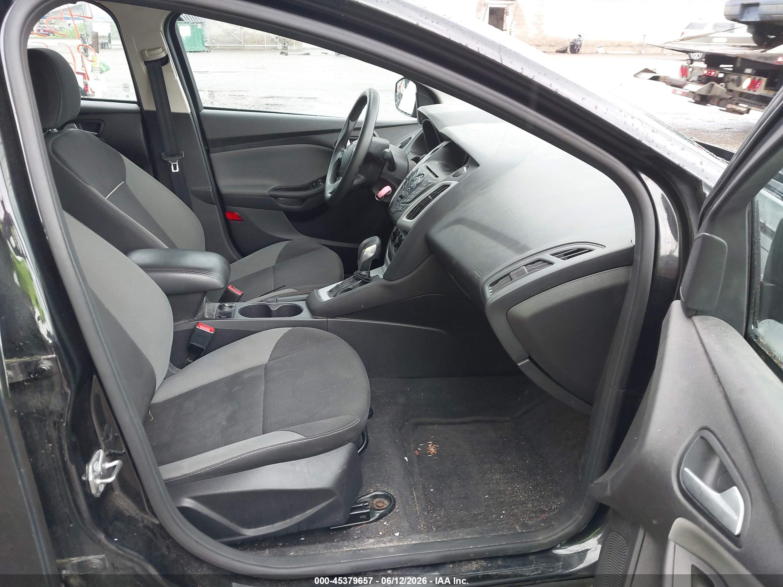 2014 Ford Focus Se Black vin: 1FADP3F2XEL415698