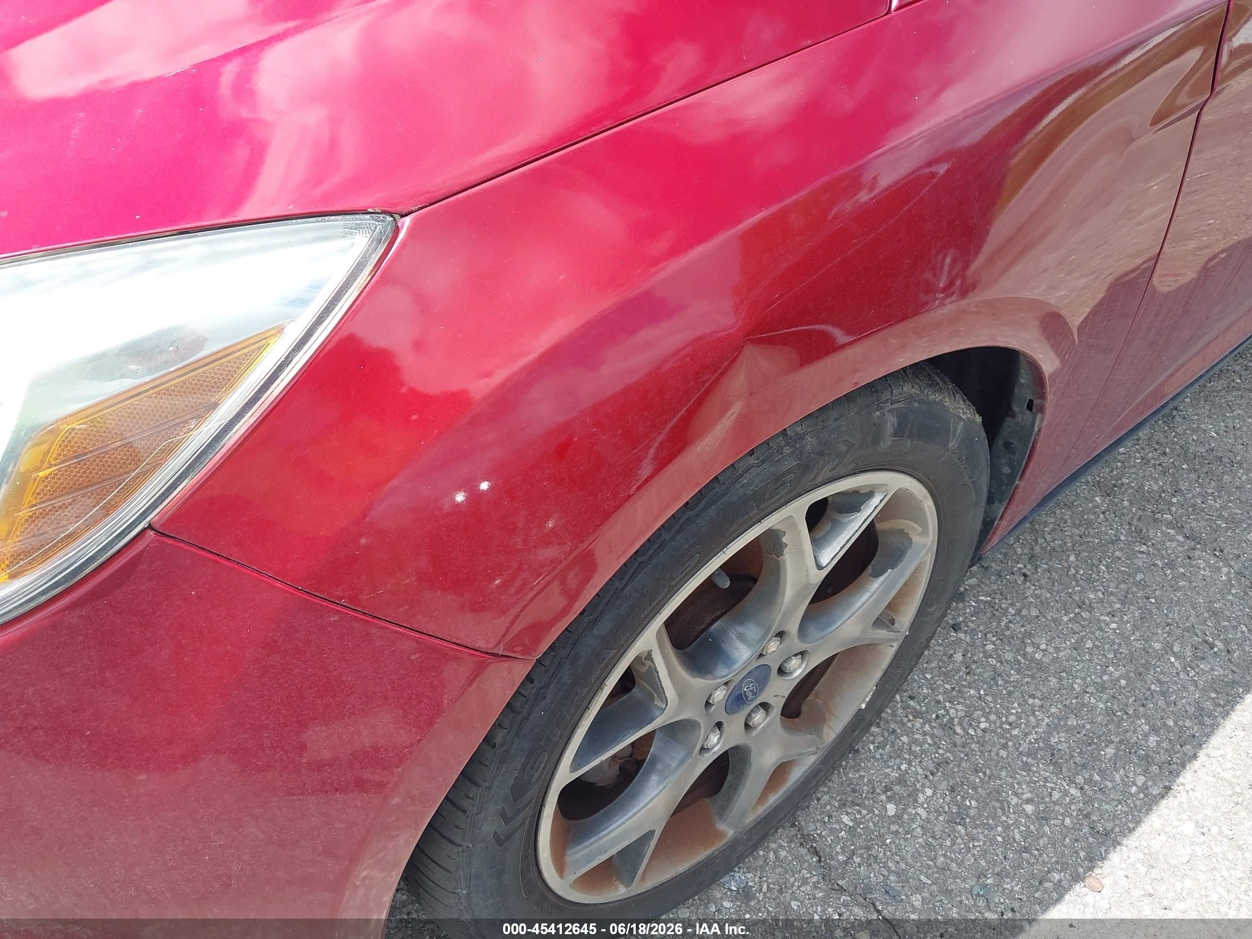 2014 Ford Focus Se Burgundy vin: 1FADP3F2XEL418844